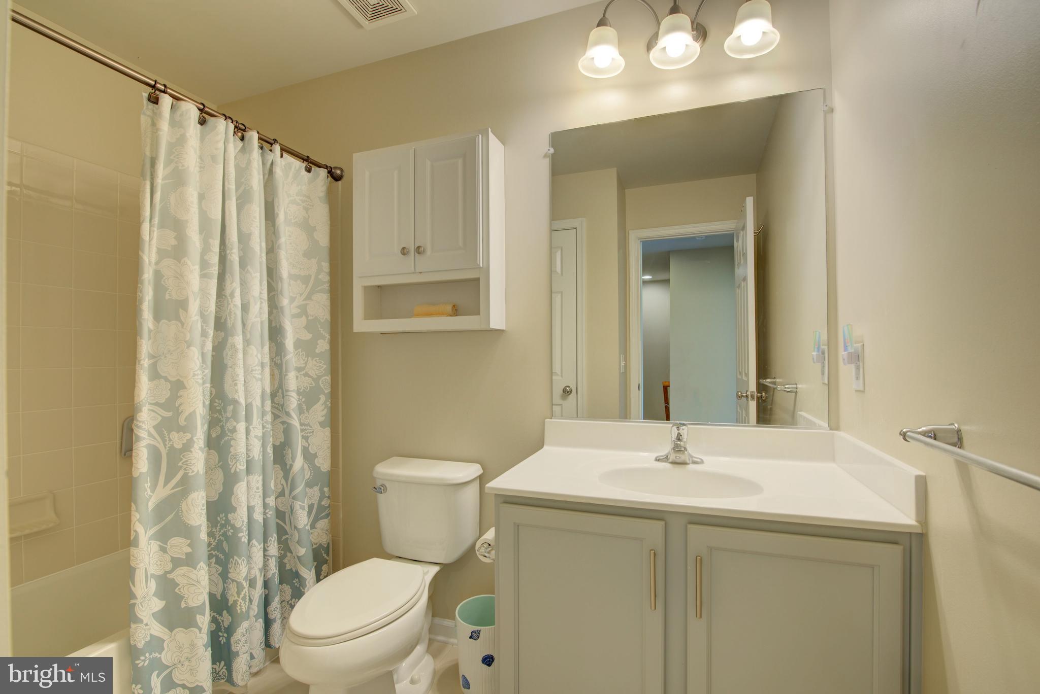 42287 JESSICA FARM TERRACE