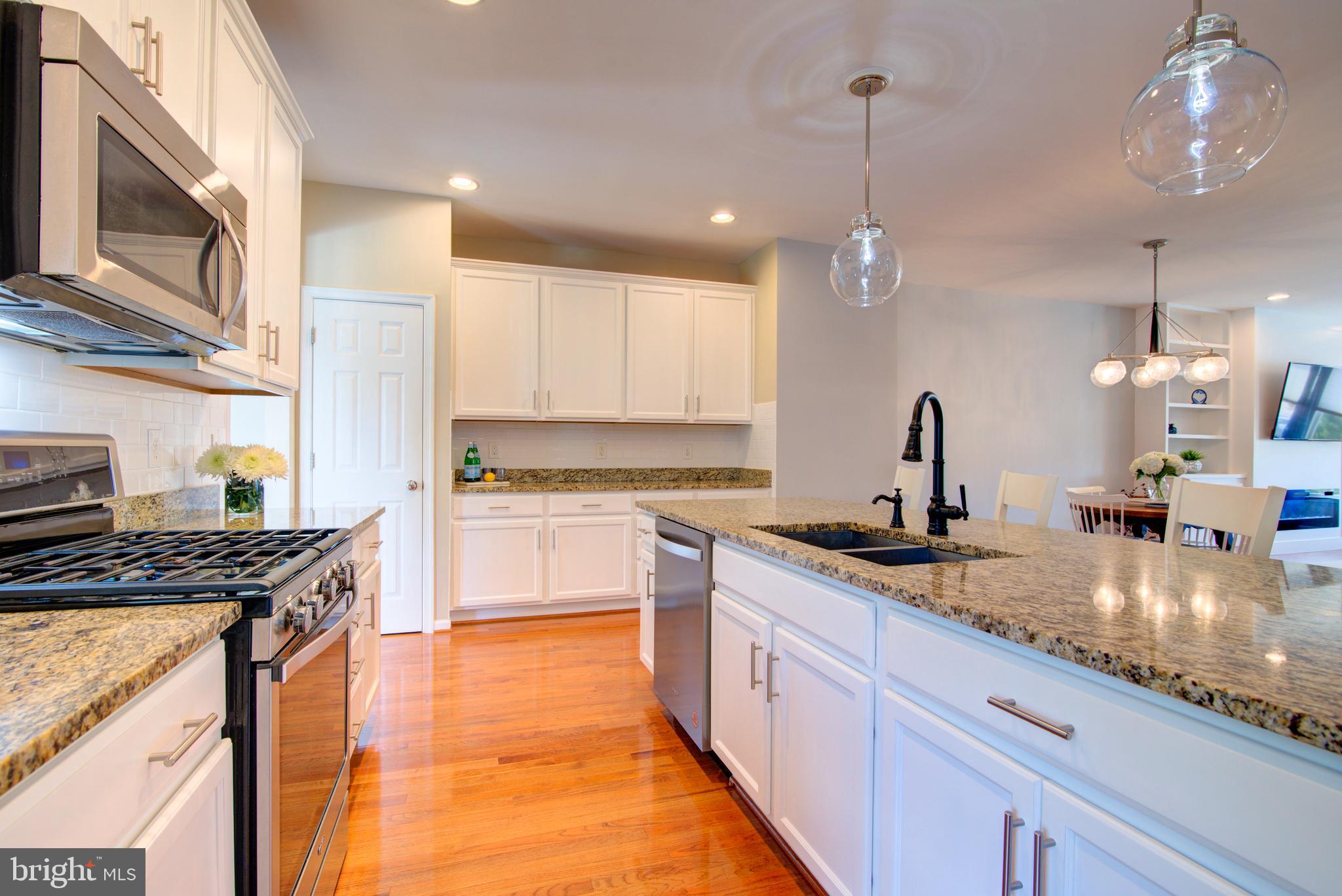 42287 JESSICA FARM TERRACE