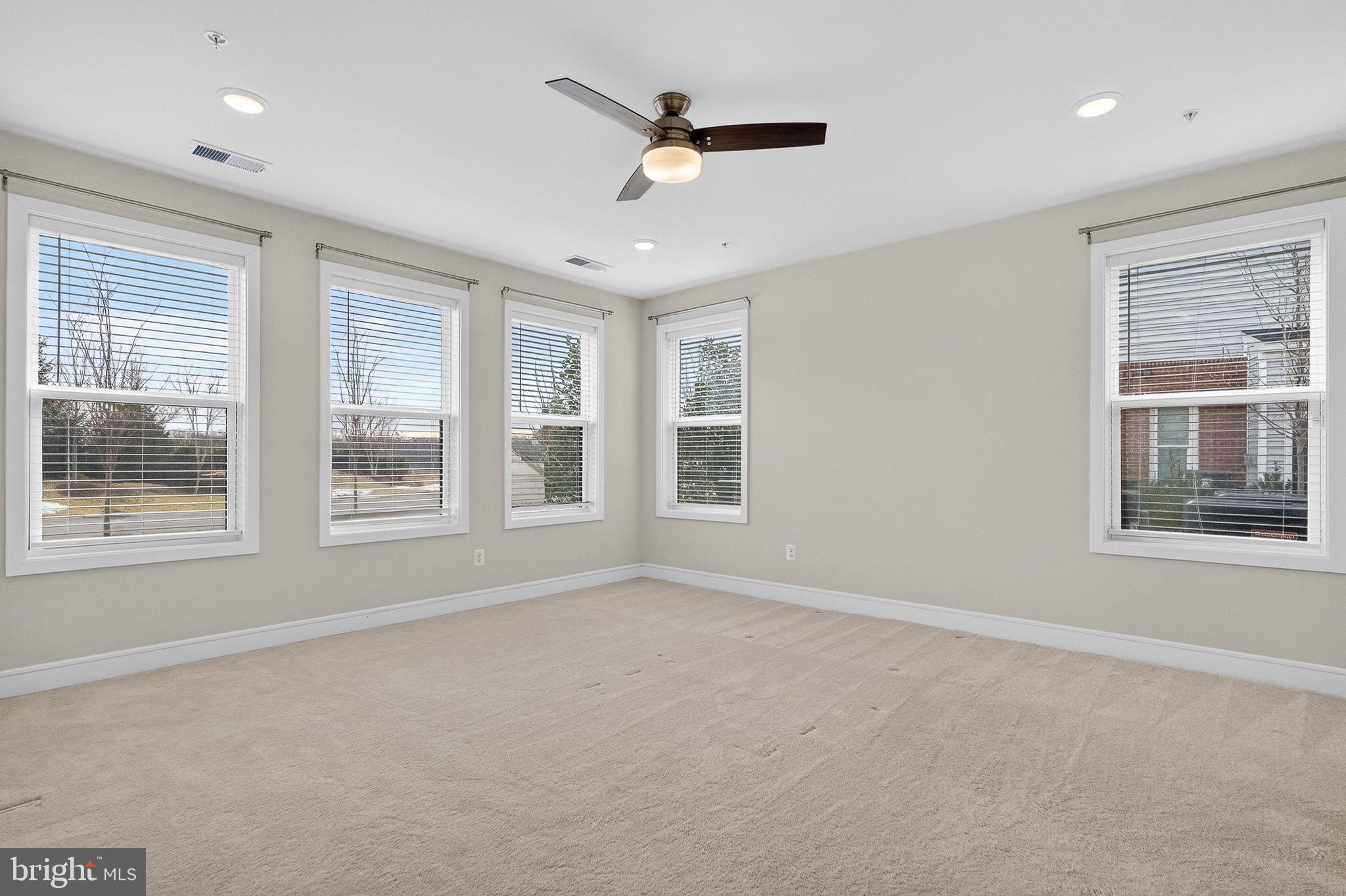 23639 GOLDEN EMBERS SQUARE 105