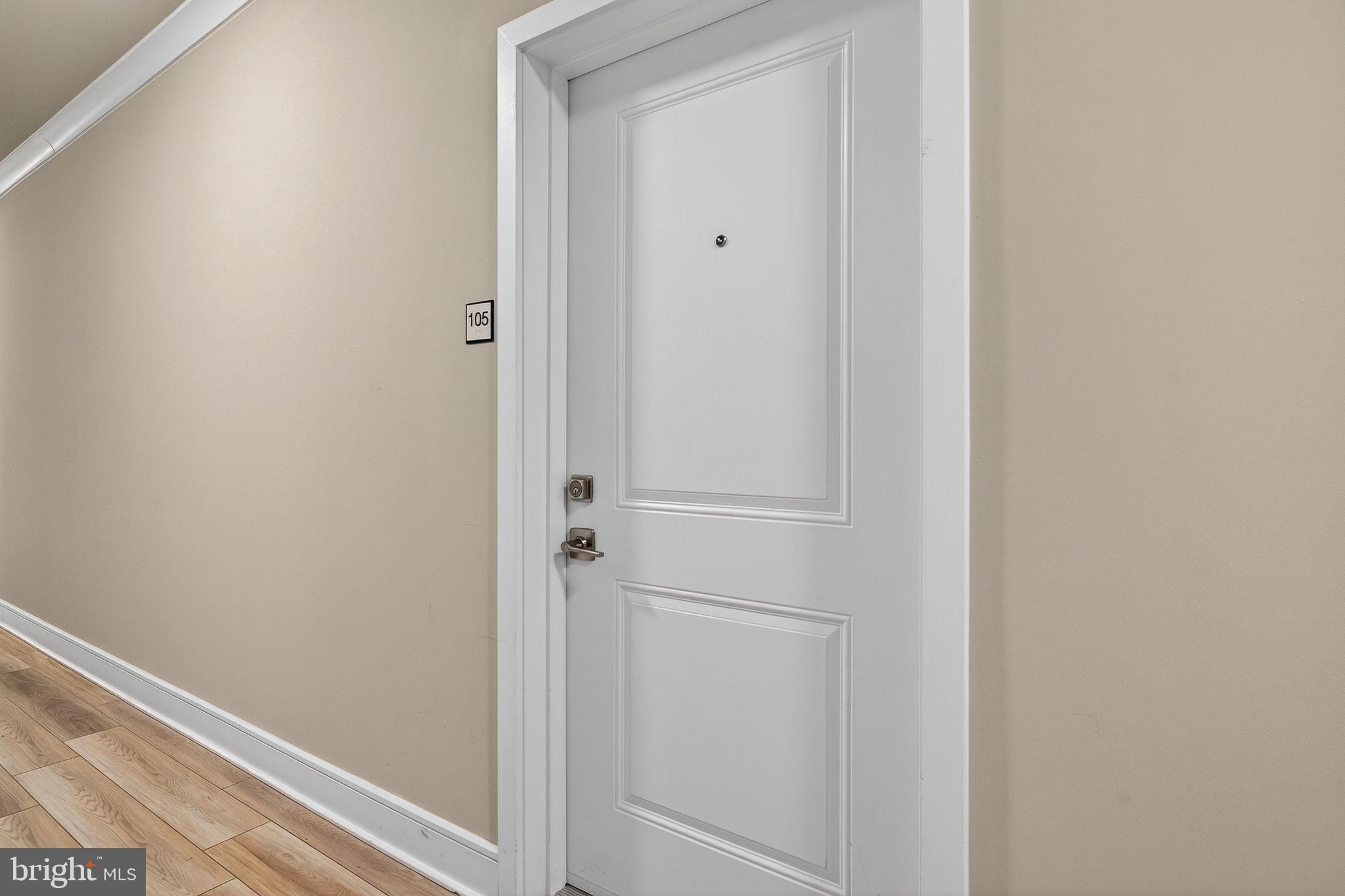 23639 GOLDEN EMBERS SQUARE 105