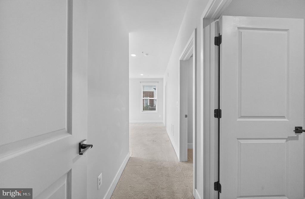 23639 GOLDEN EMBERS SQUARE 105