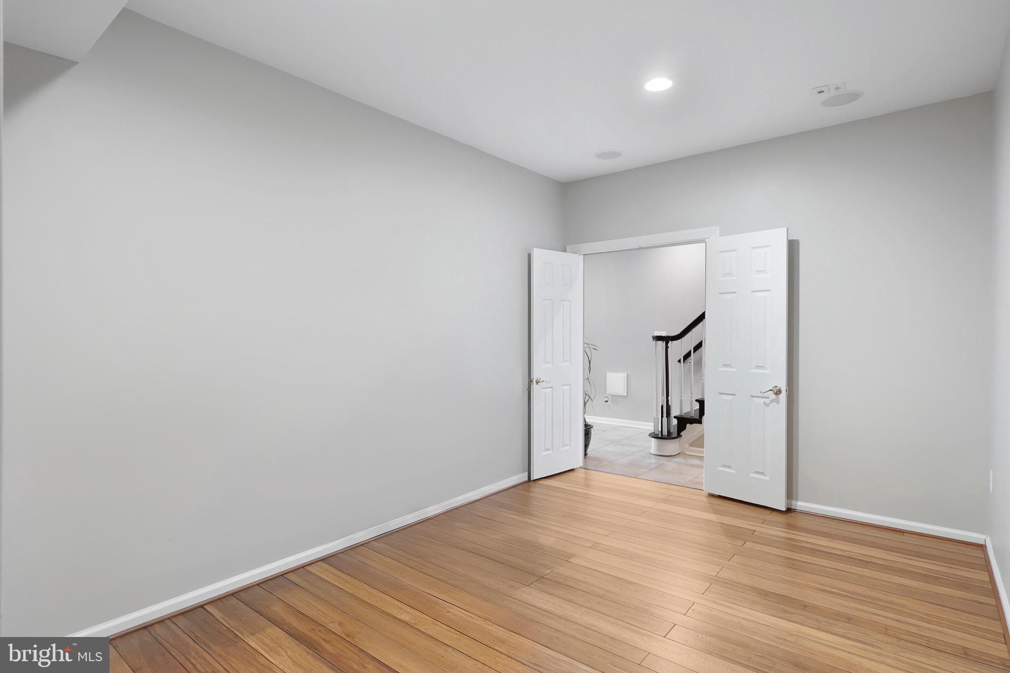 22476 DINAH PLACE