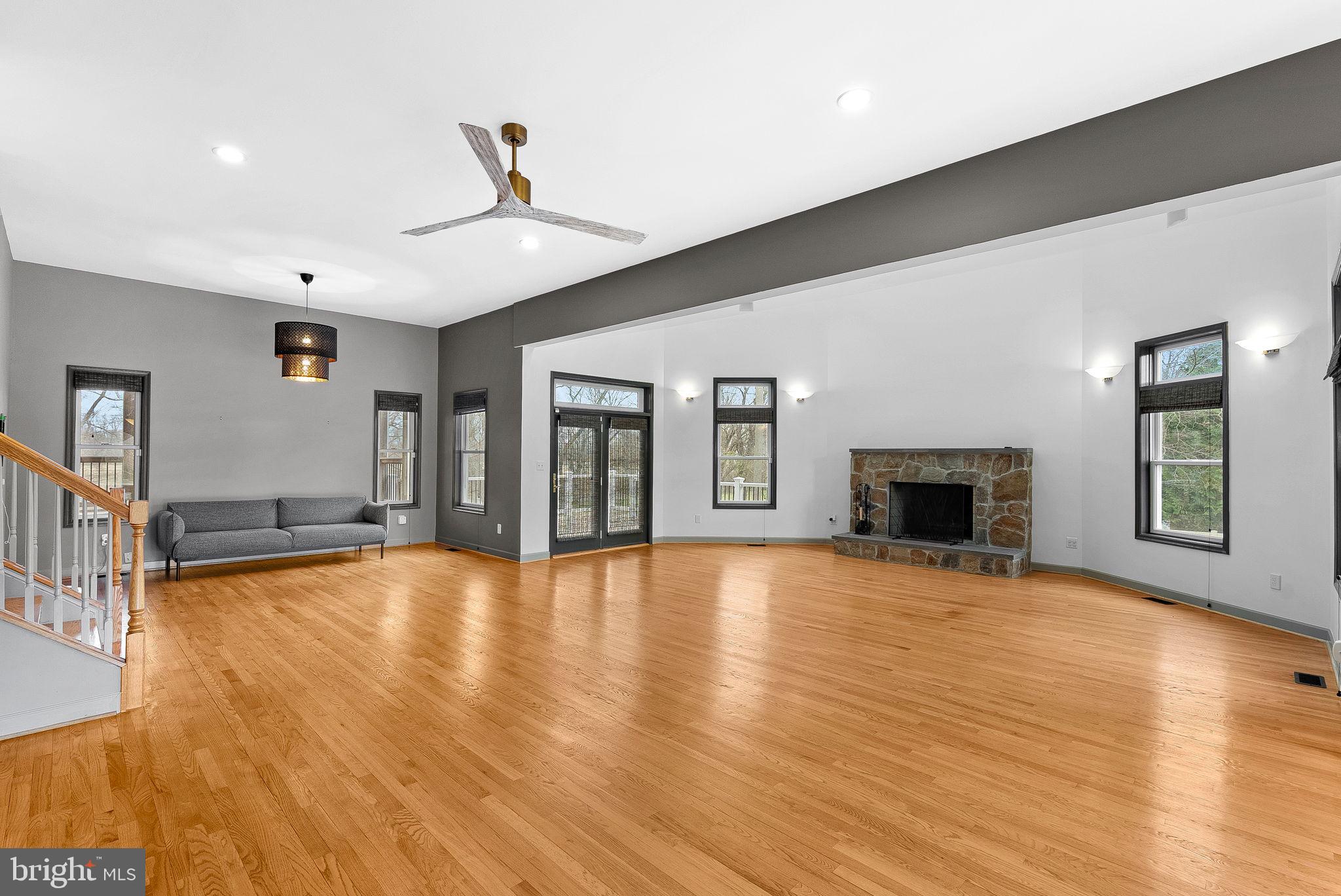 19451 YOUNGS CLIFF ROAD