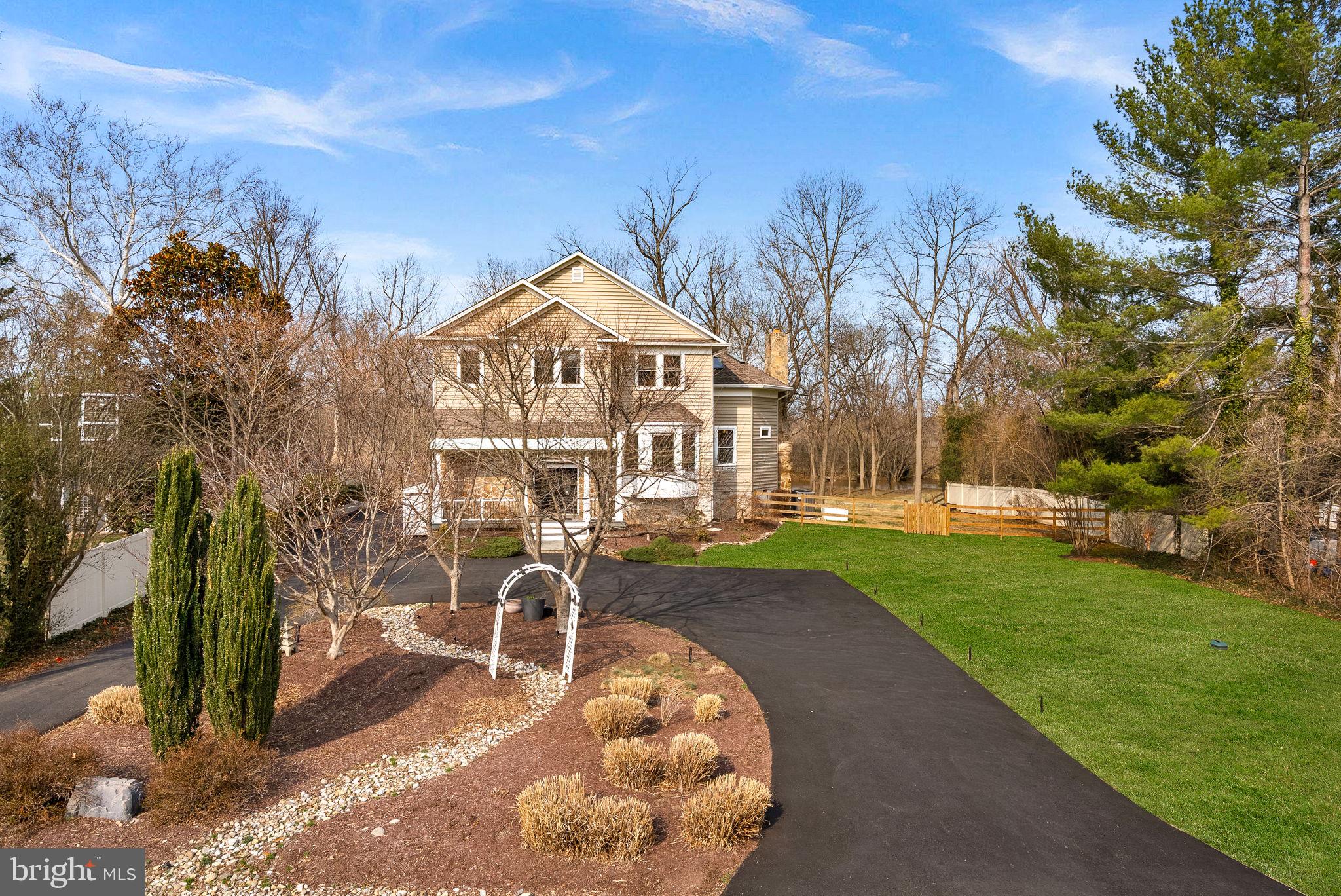 19451 YOUNGS CLIFF ROAD