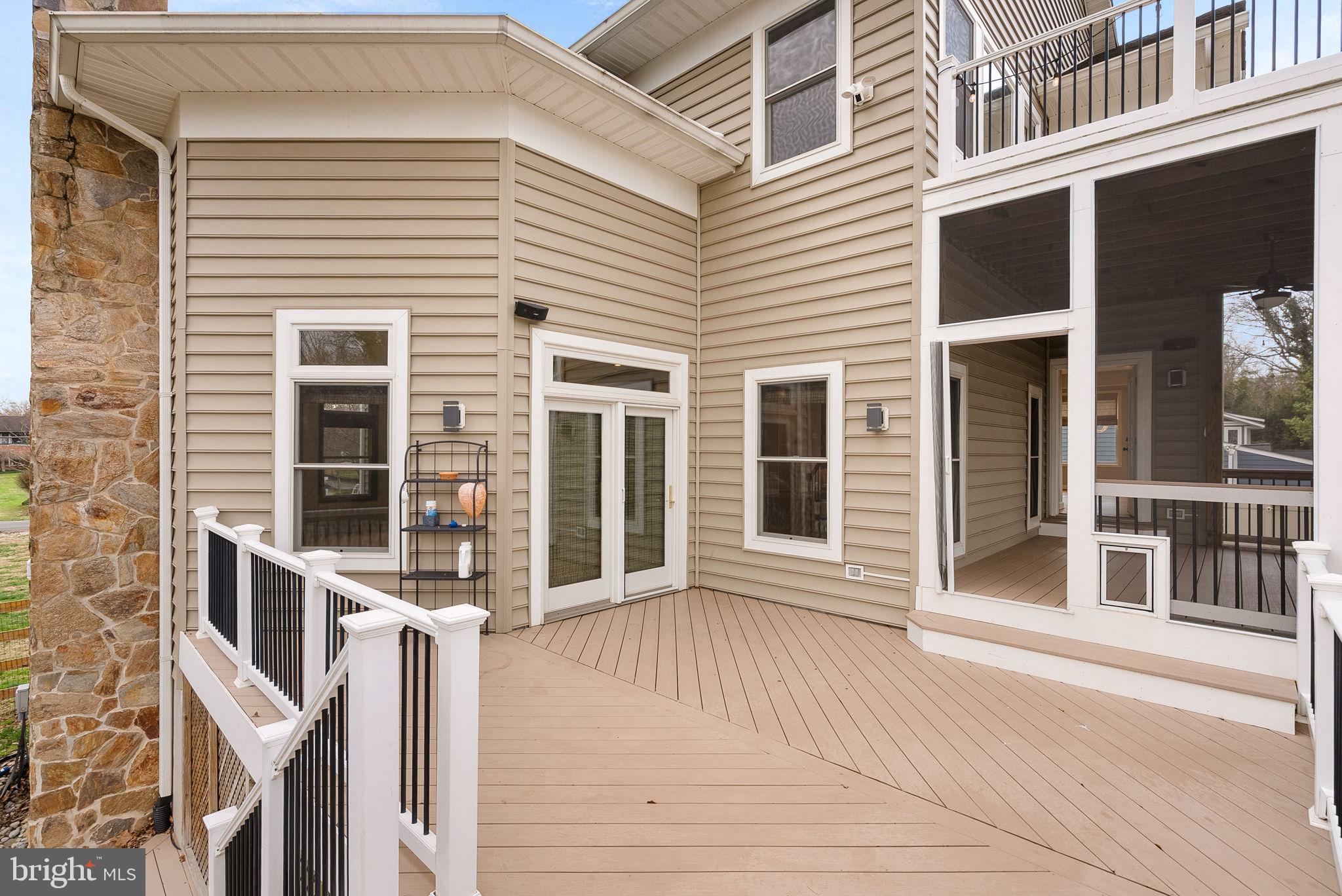 19451 YOUNGS CLIFF ROAD