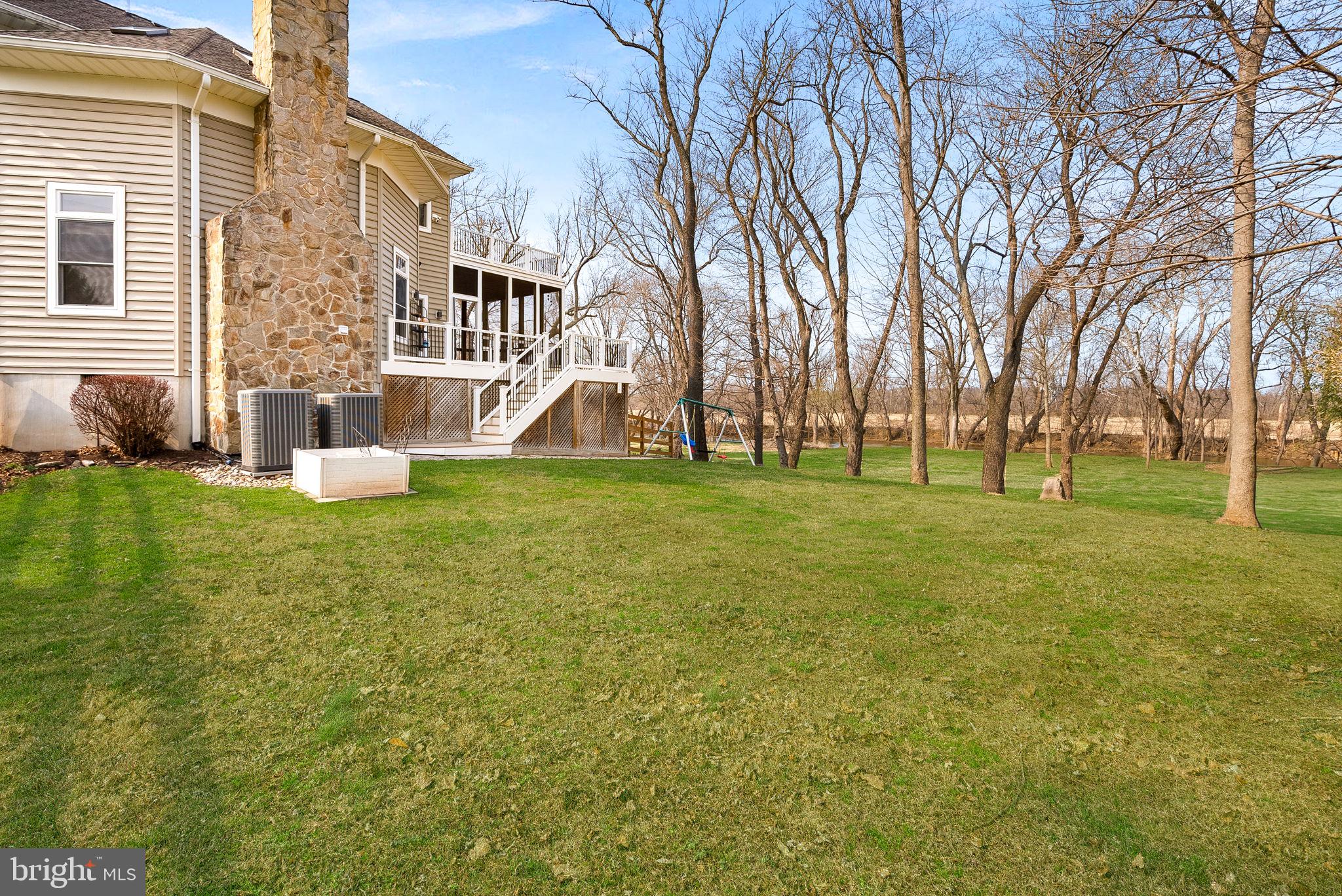 19451 YOUNGS CLIFF ROAD