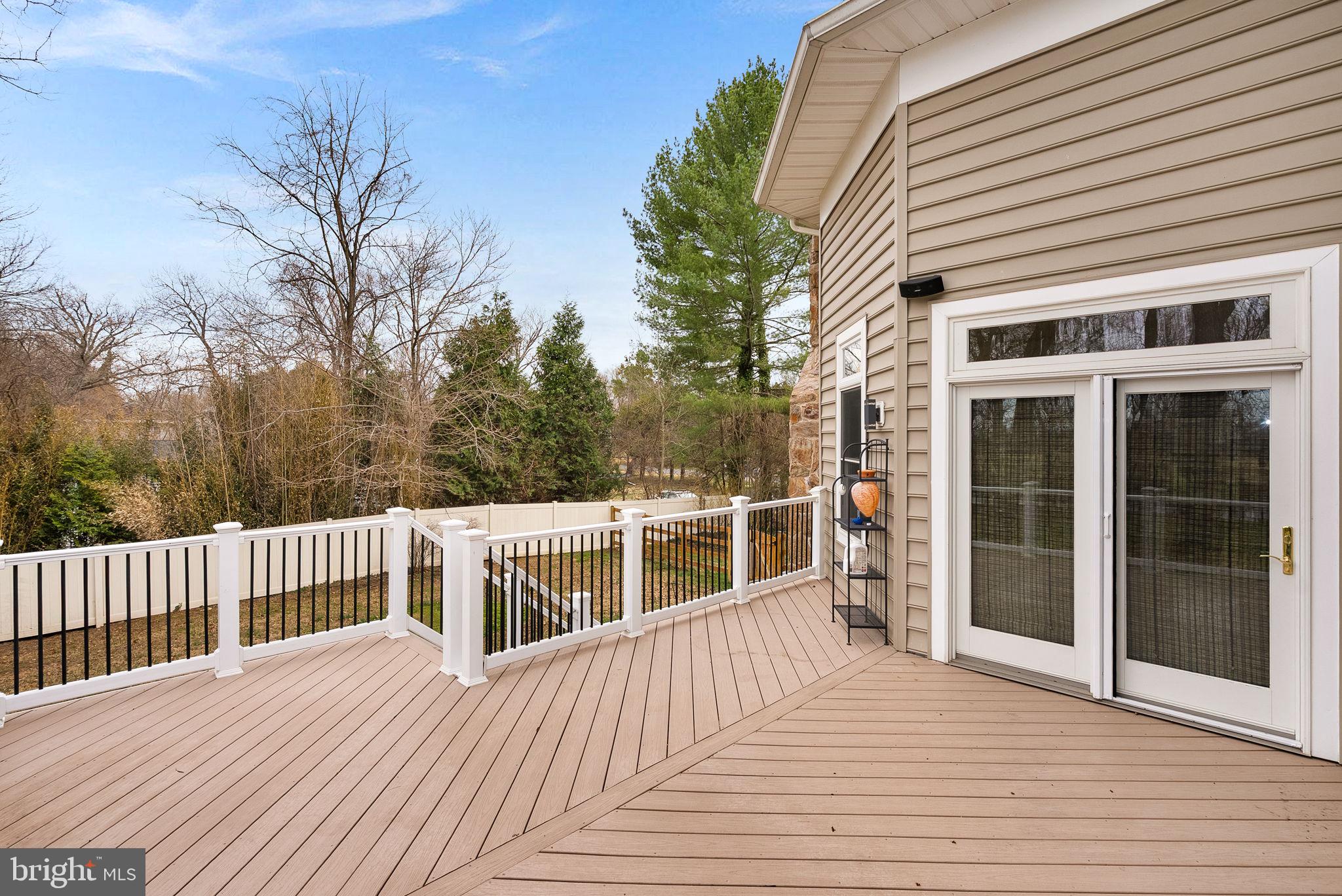 19451 YOUNGS CLIFF ROAD