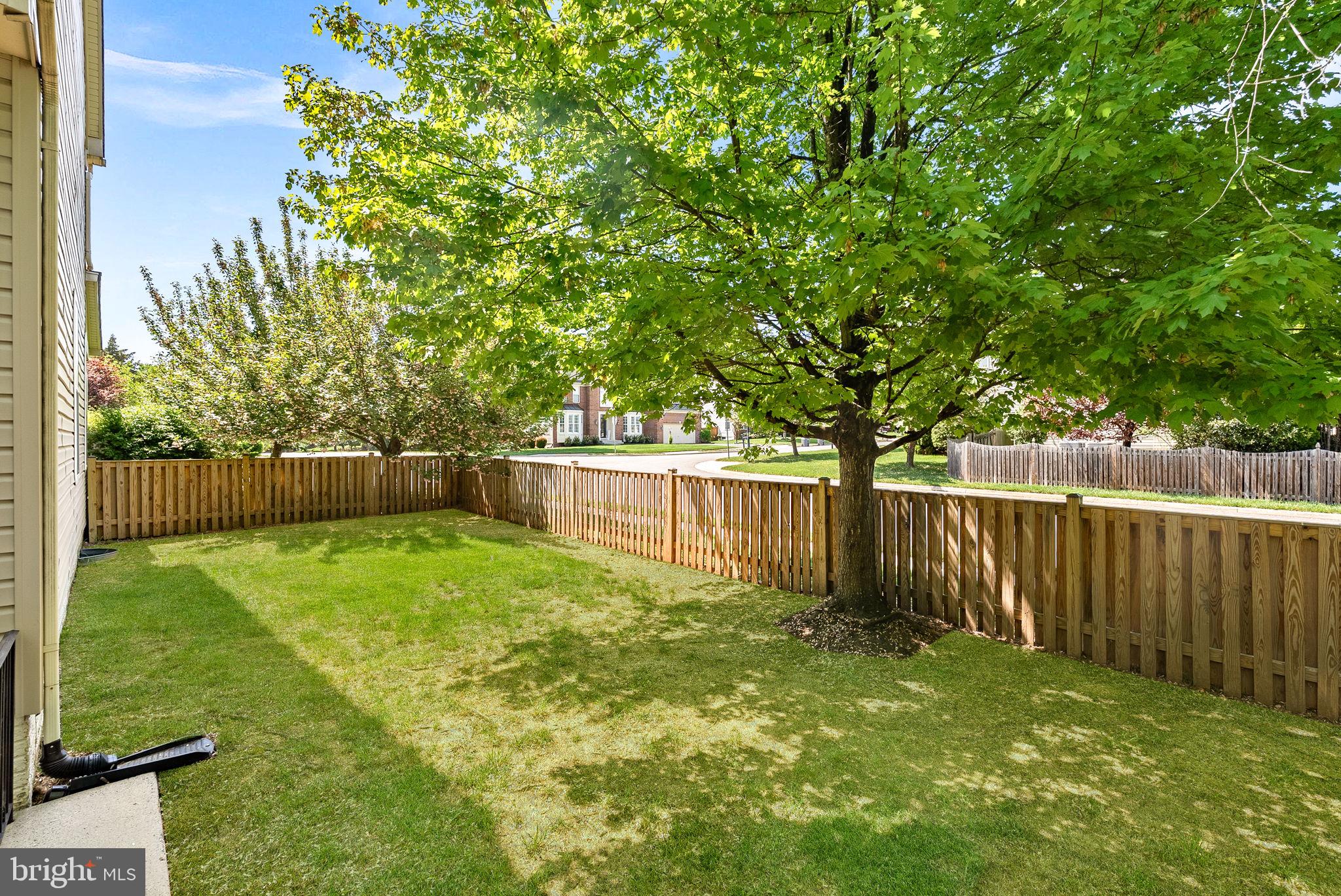 43294 RACHELLE ANN COURT