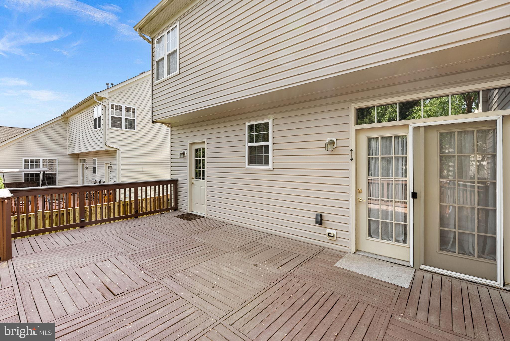 43294 RACHELLE ANN COURT