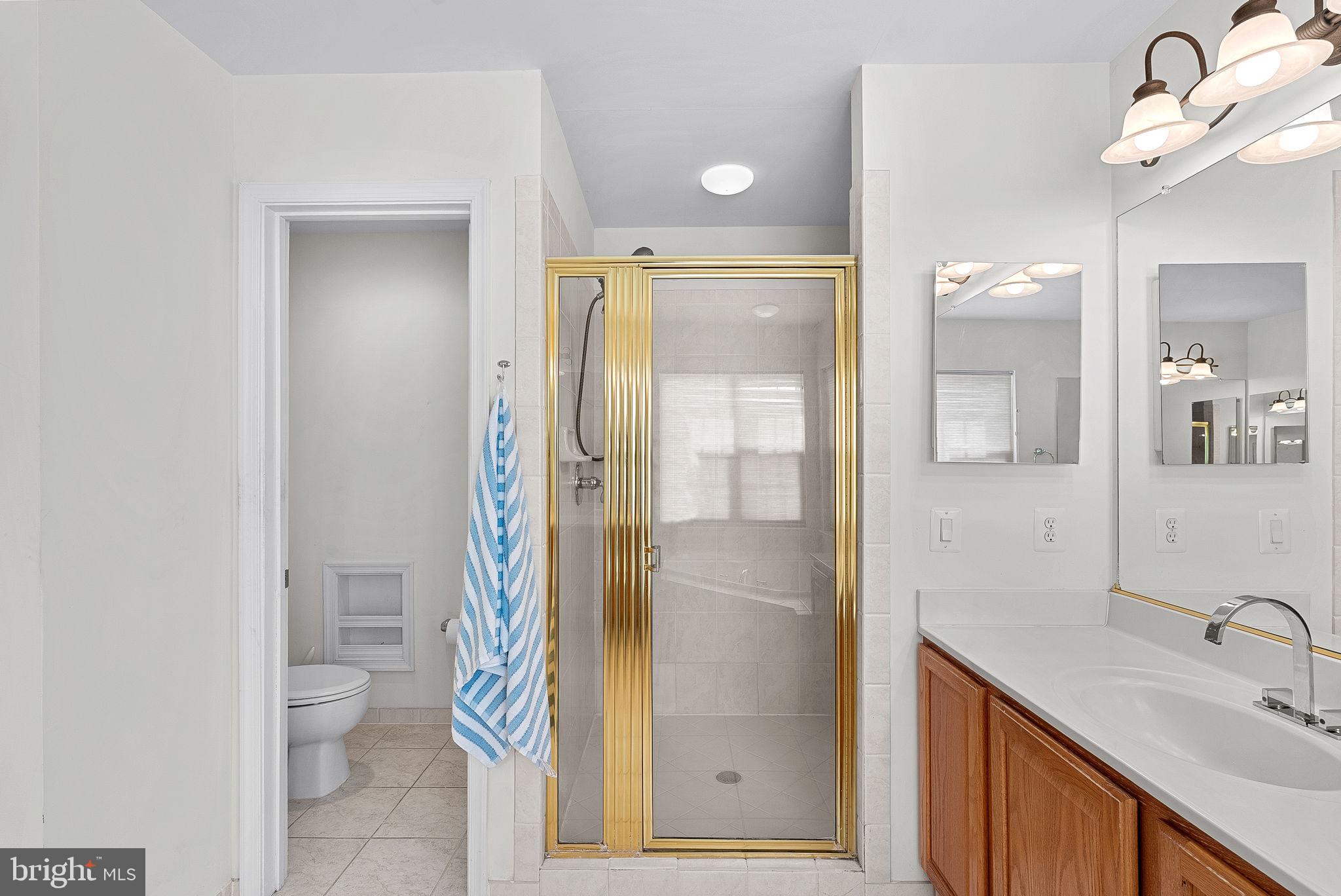 43294 RACHELLE ANN COURT