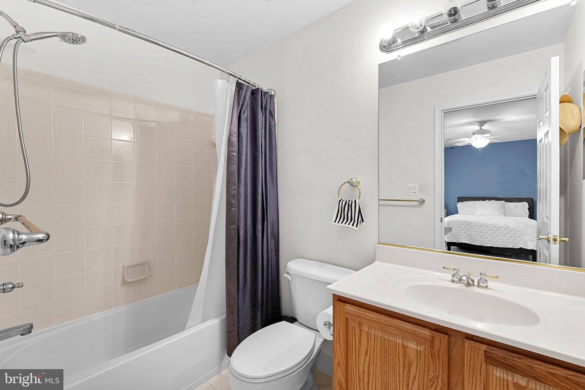 43294 RACHELLE ANN COURT