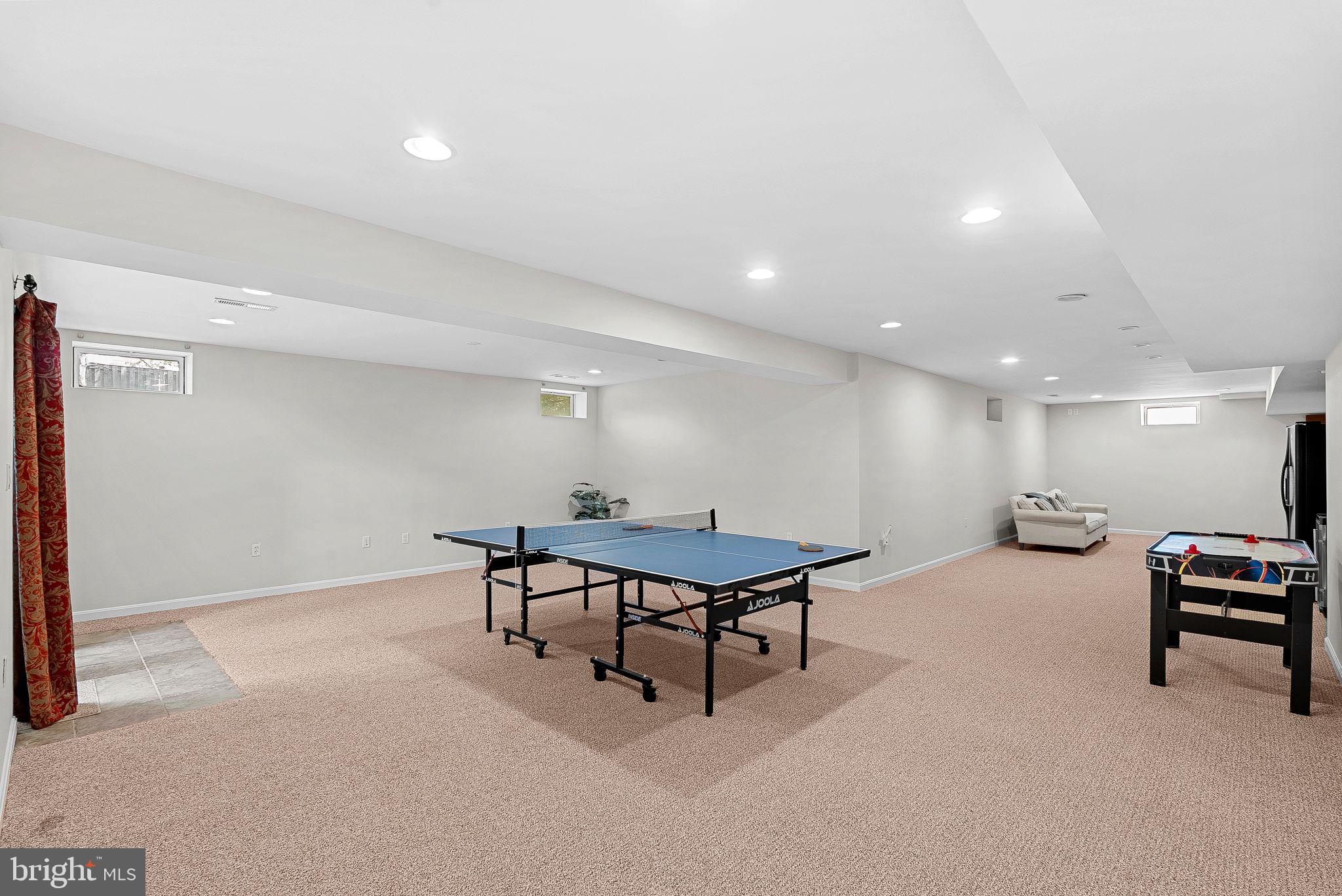 43294 RACHELLE ANN COURT