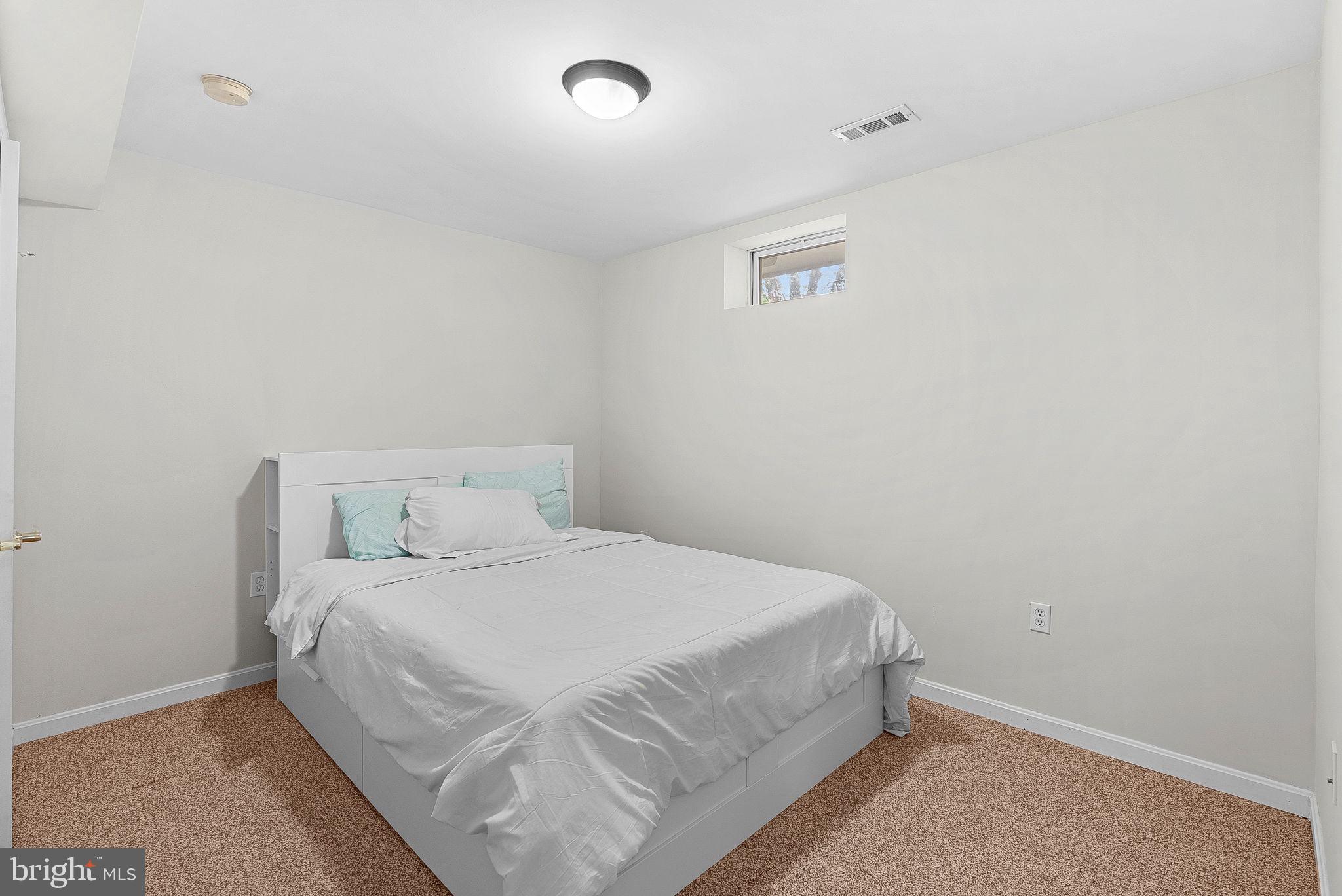 43294 RACHELLE ANN COURT