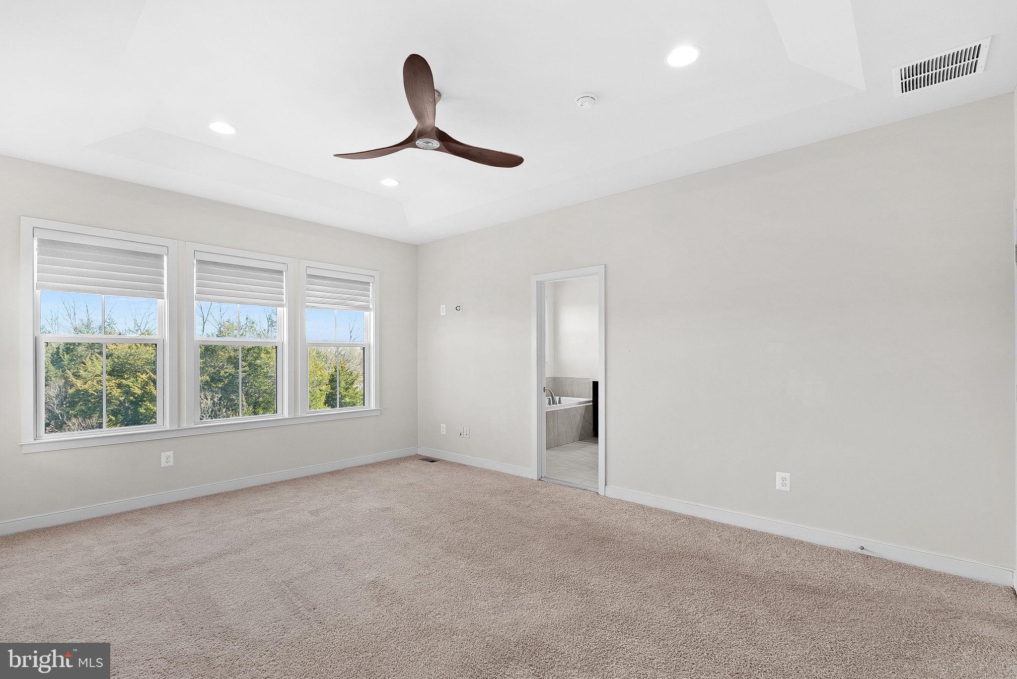 23104 SULLIVANS COVE SQUARE