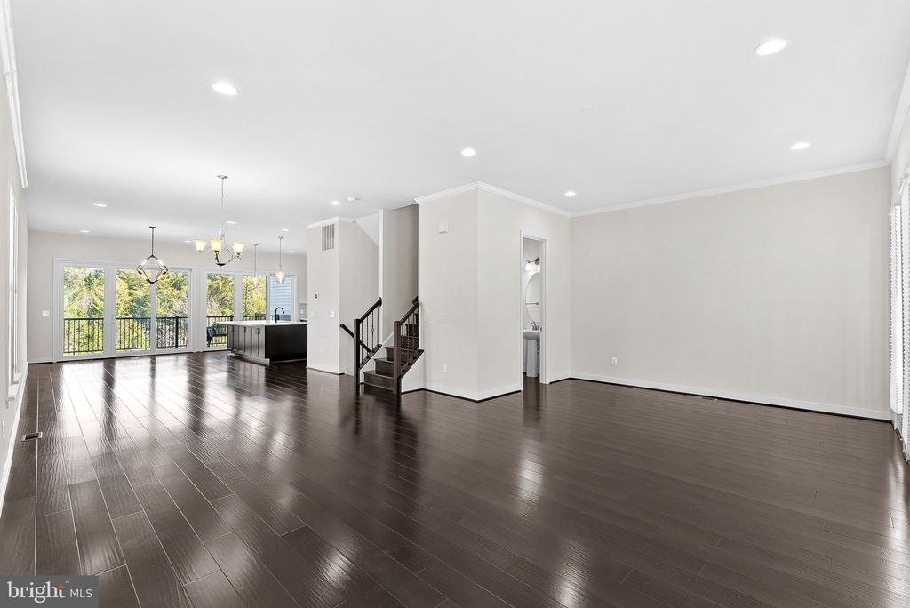 23104 SULLIVANS COVE SQUARE