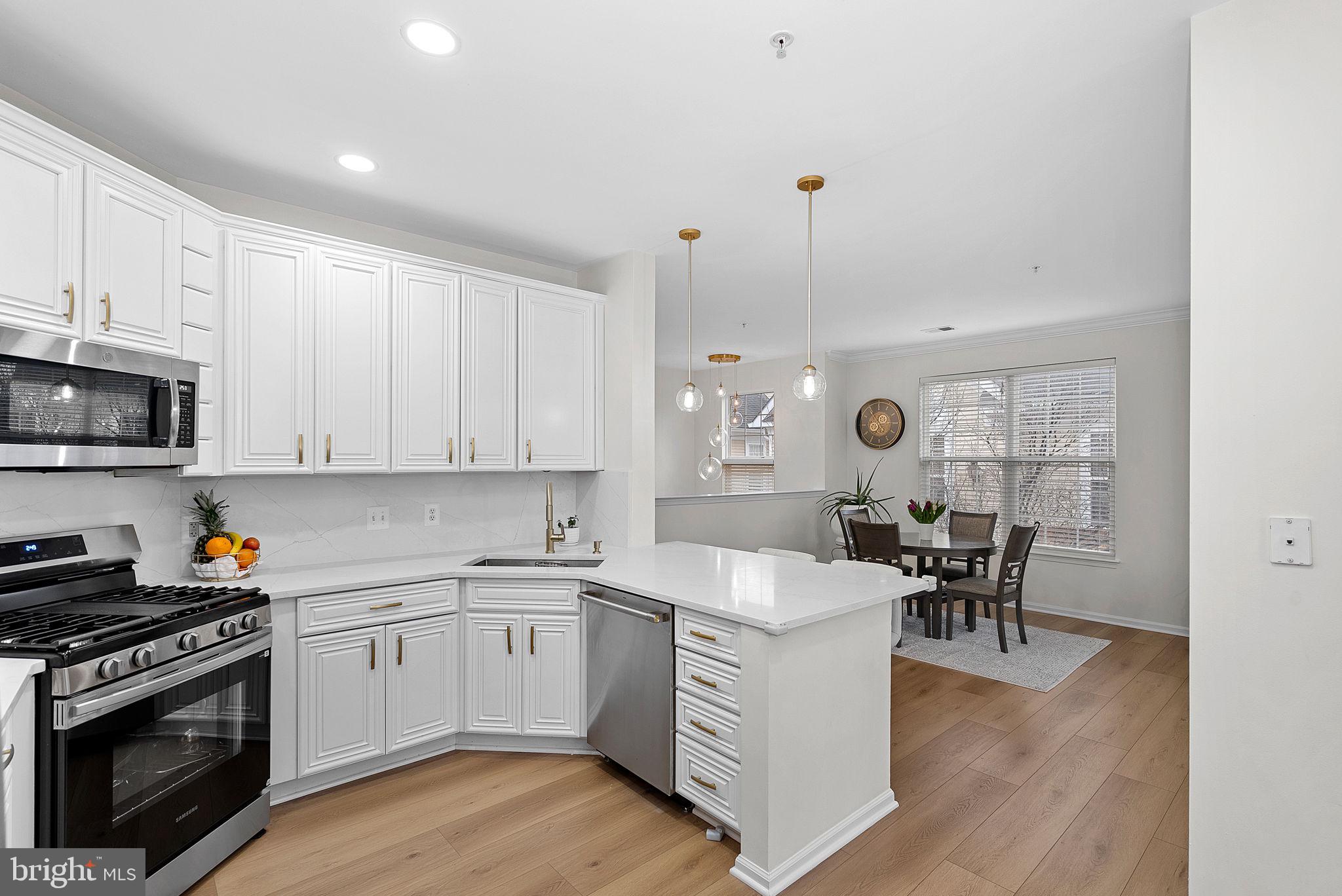 43890 HICKORY CORNER TERRACE 111