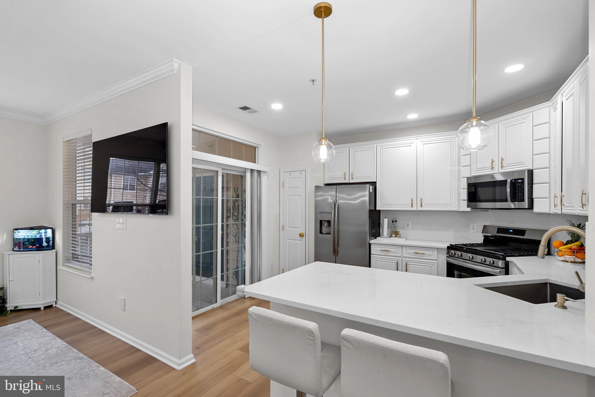 43890 HICKORY CORNER TERRACE 111