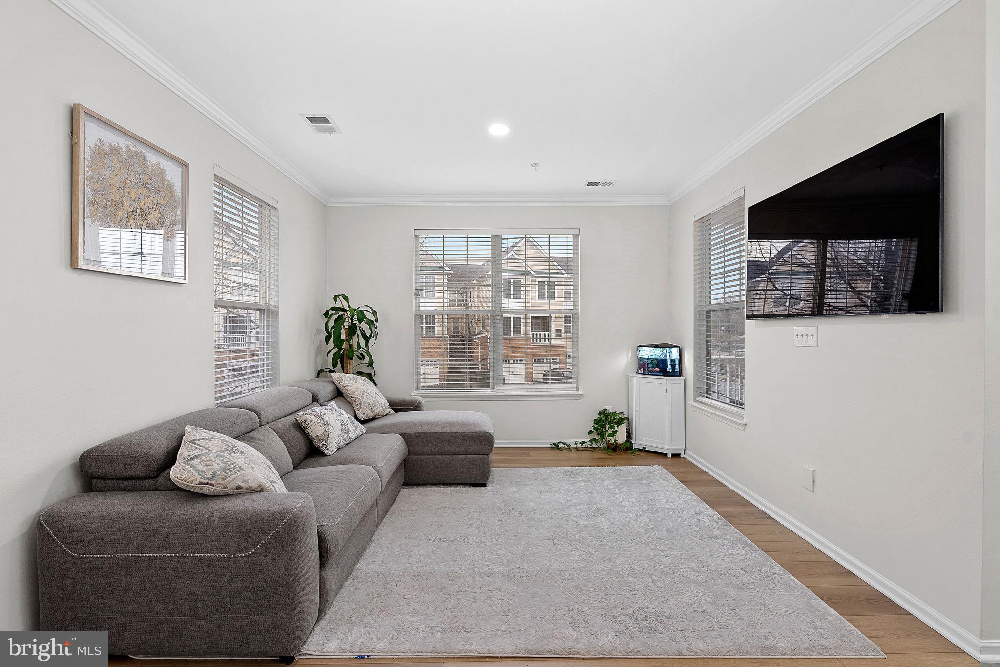 43890 HICKORY CORNER TERRACE 111