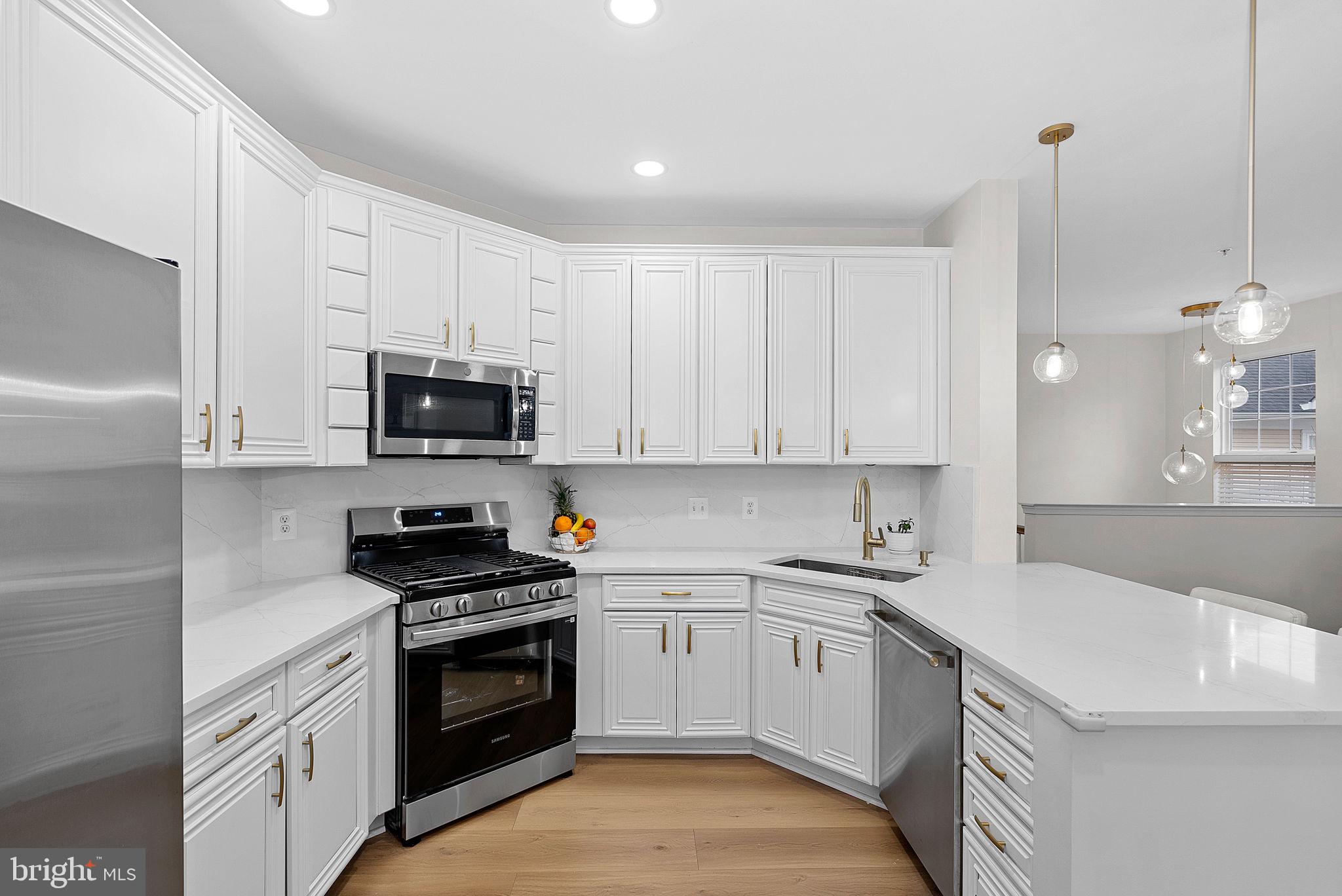 43890 HICKORY CORNER TERRACE 111