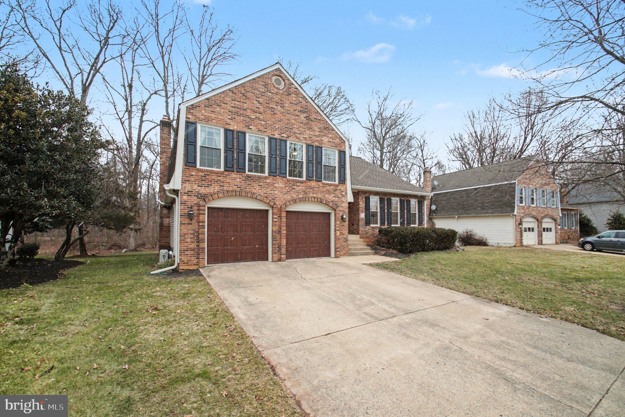 24 LIPSCOMB COURT