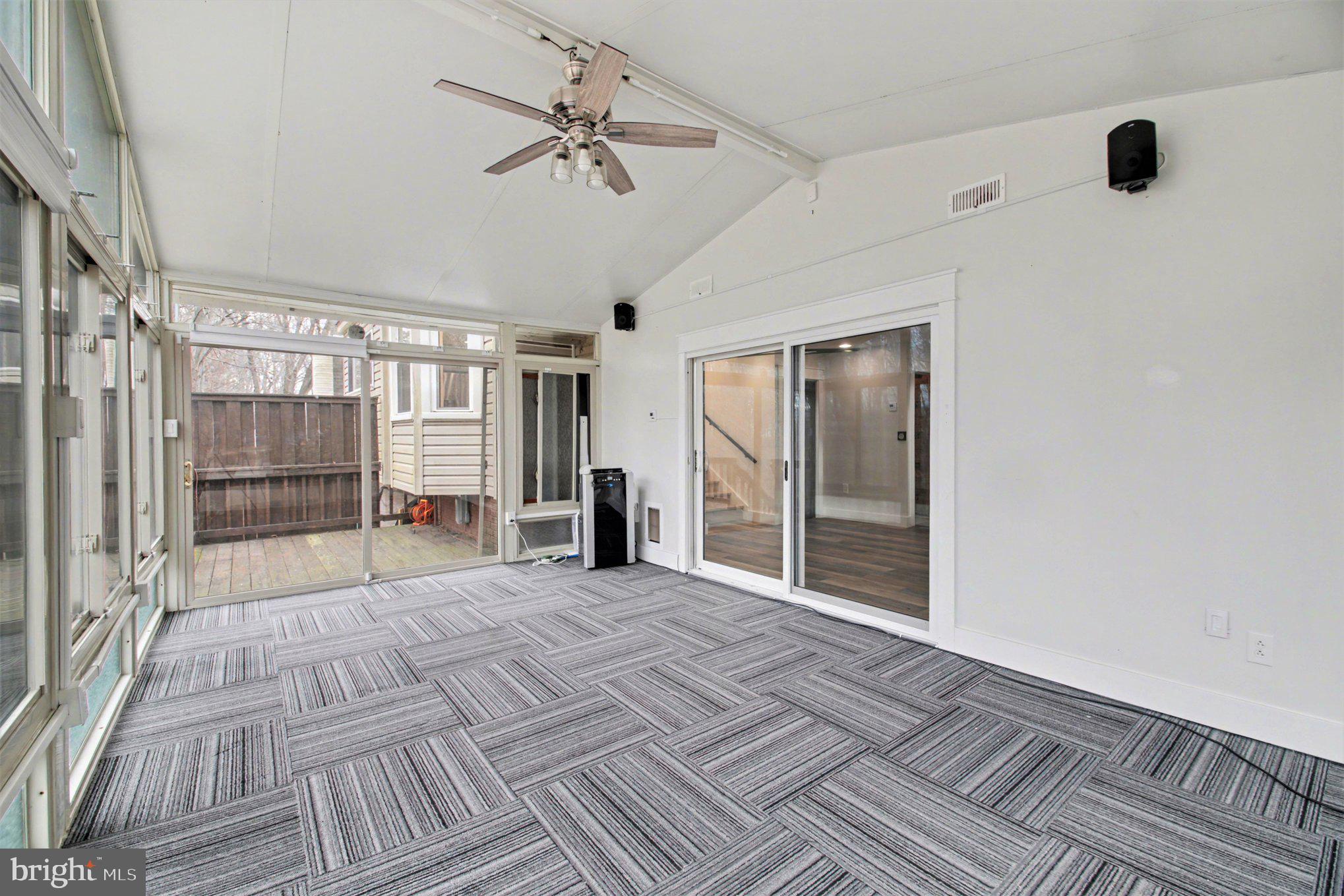 24 LIPSCOMB COURT