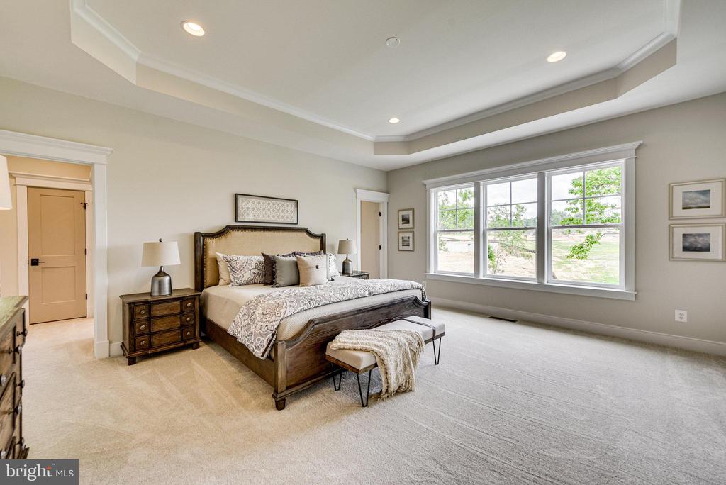 16043 KEYMER HILL COURT