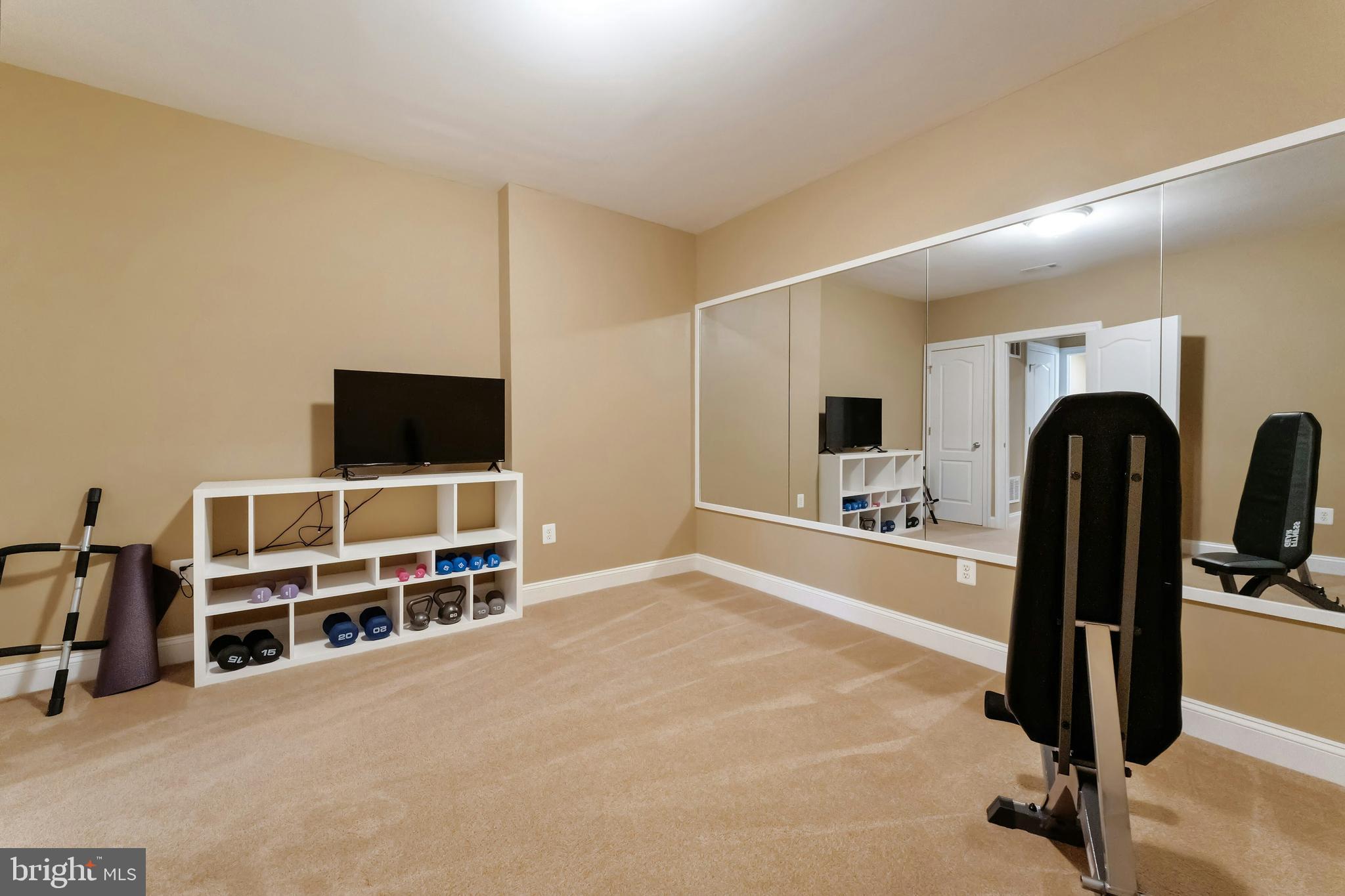 20258 KENTUCKY OAKS COURT