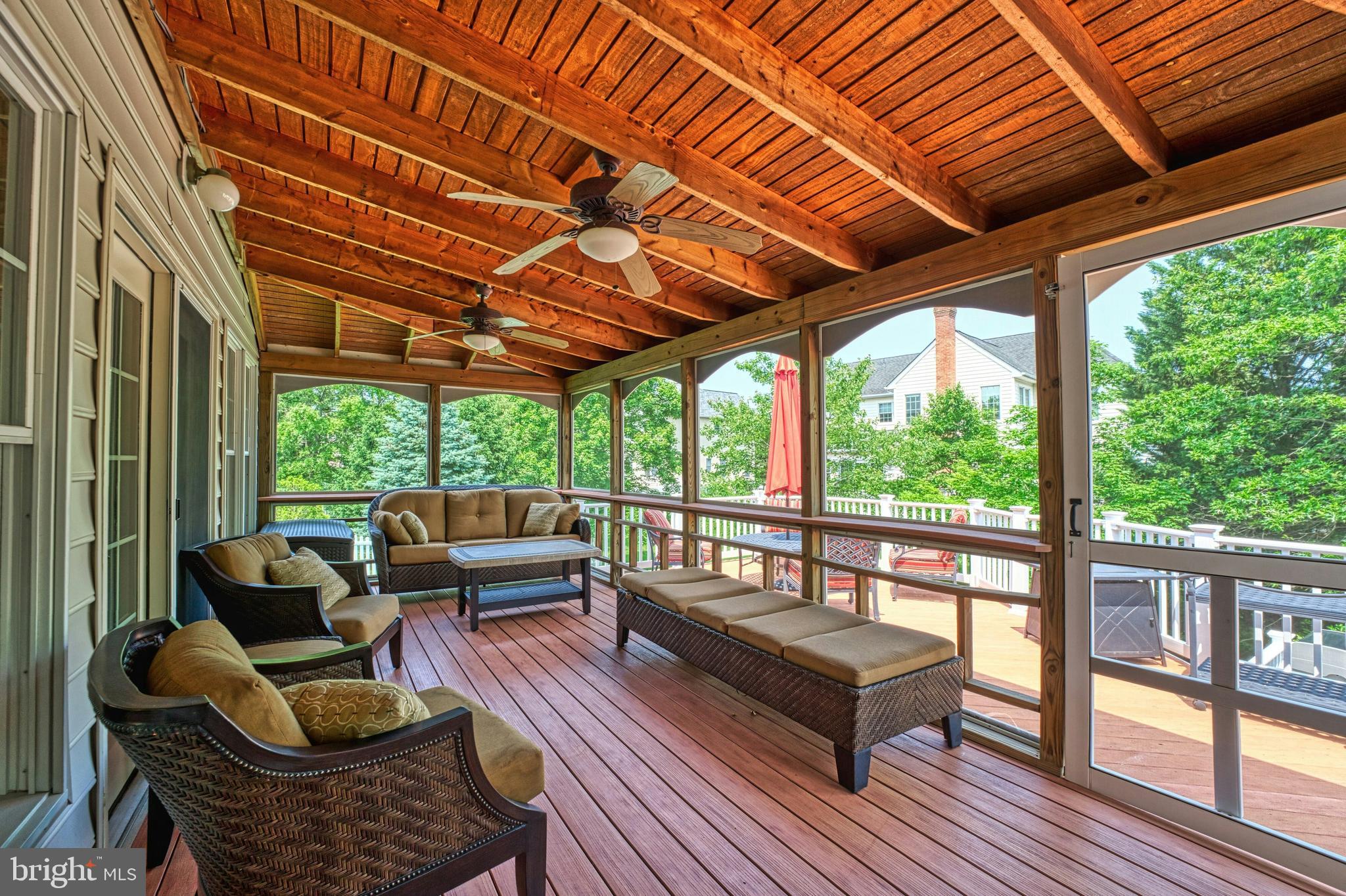 20258 KENTUCKY OAKS COURT