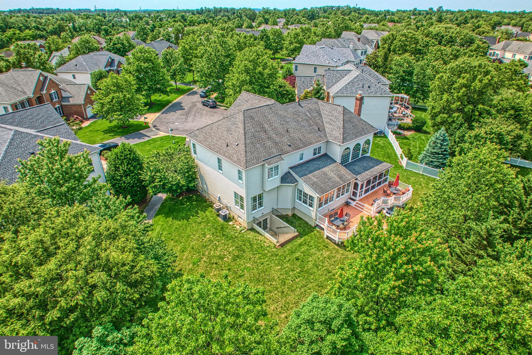 20258 KENTUCKY OAKS COURT