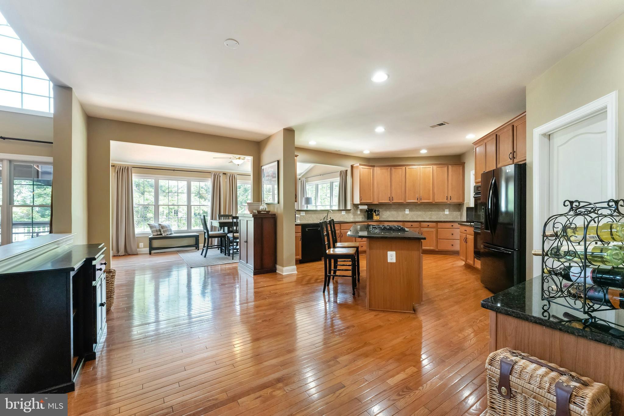 20258 KENTUCKY OAKS COURT