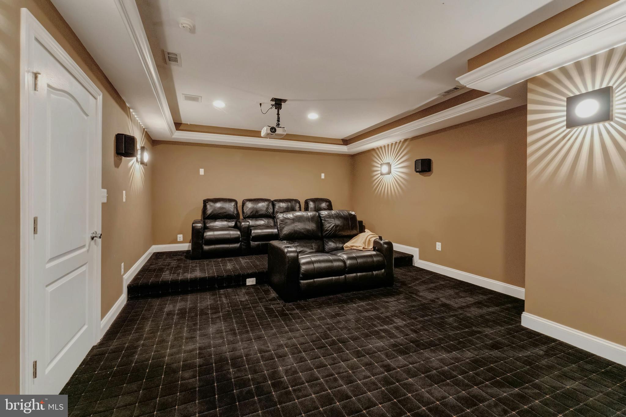 20258 KENTUCKY OAKS COURT