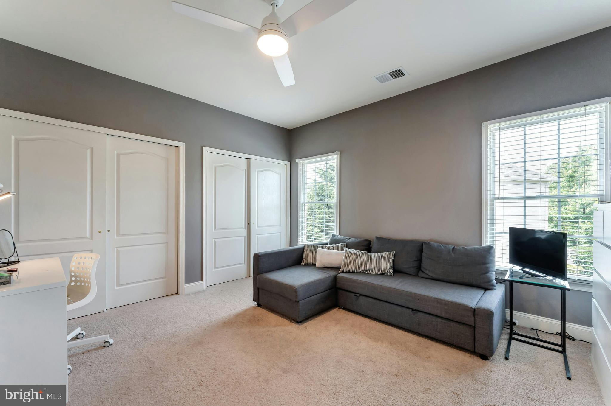 20258 KENTUCKY OAKS COURT