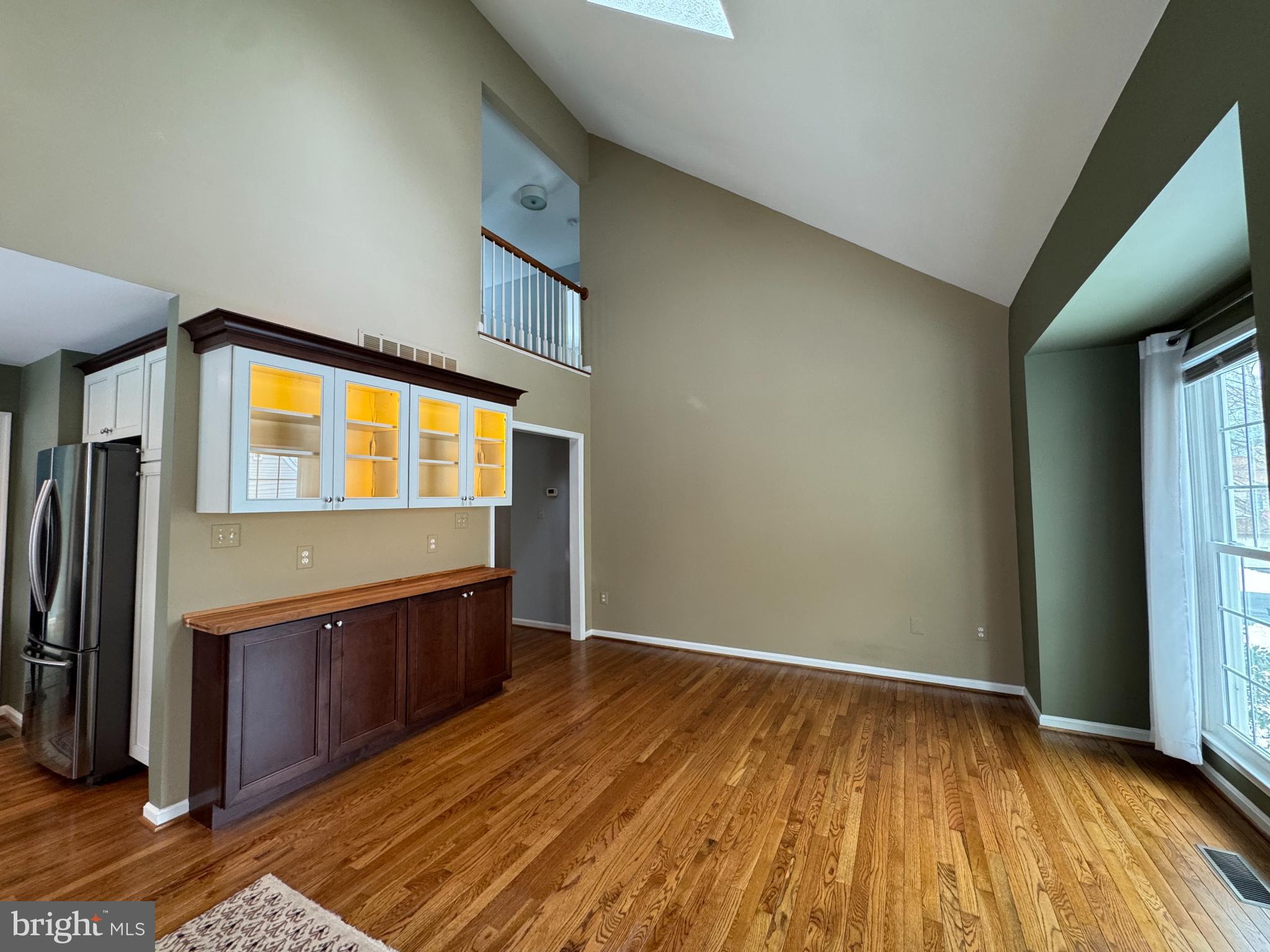 15 LINDEN HILL WAY SW