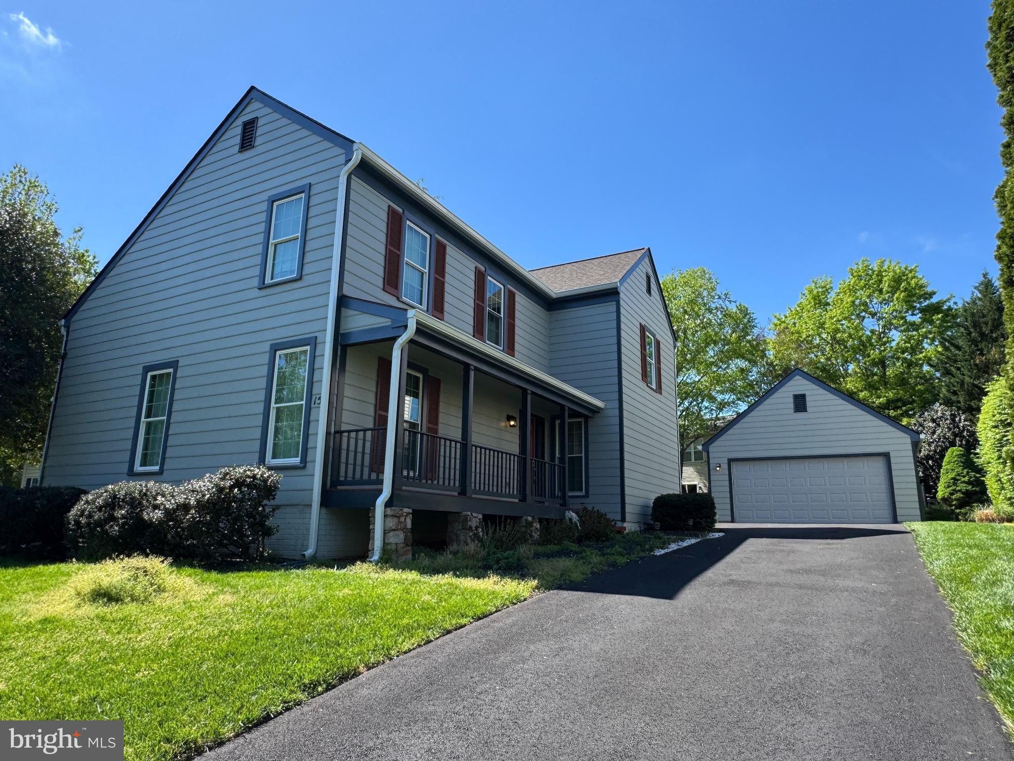 15 LINDEN HILL WAY SW
