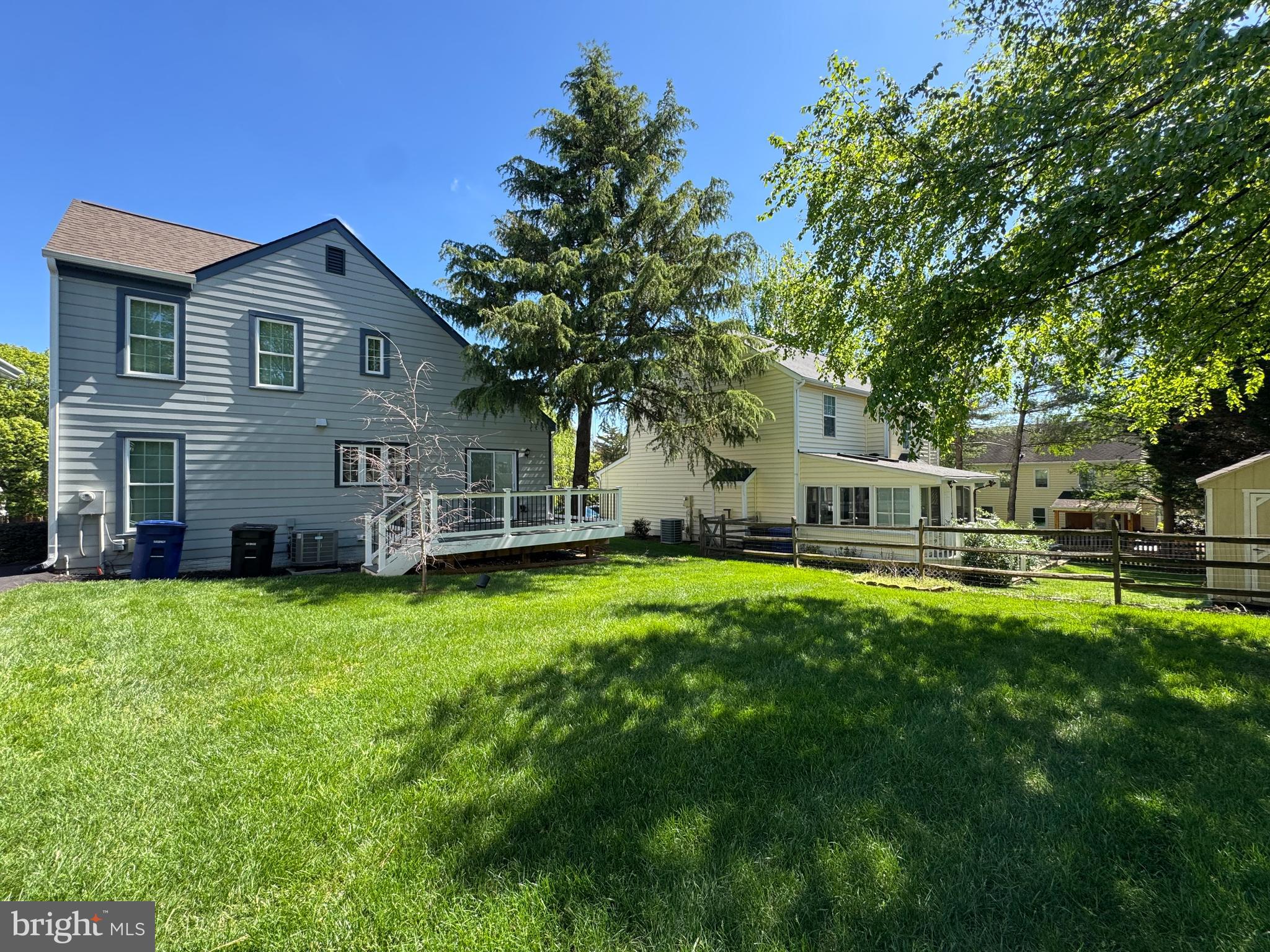 15 LINDEN HILL WAY SW