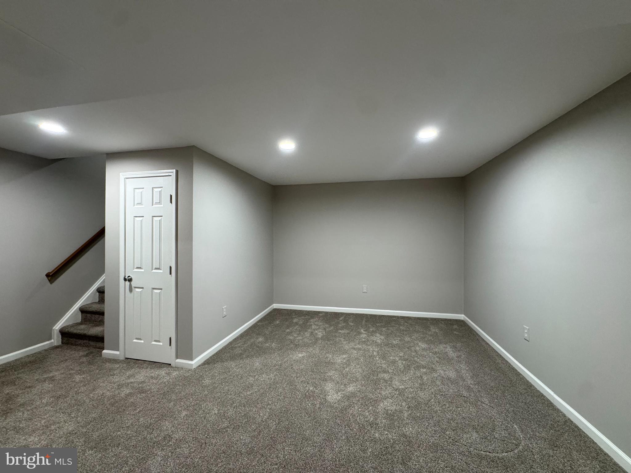 15 LINDEN HILL WAY SW