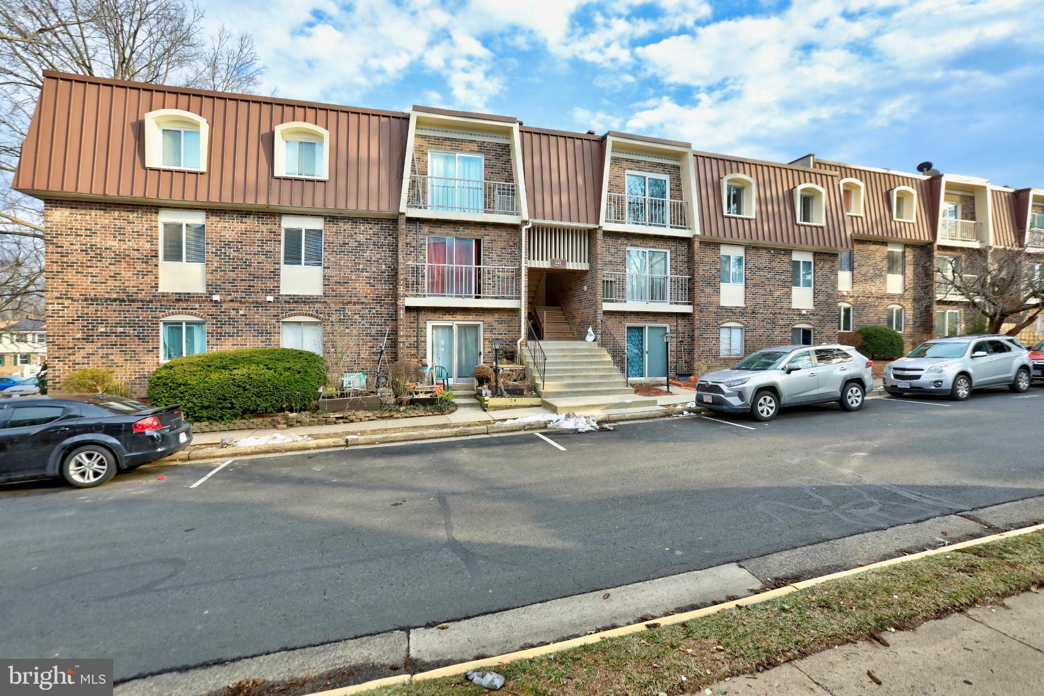 141 N FILLMORE AVENUE N 10