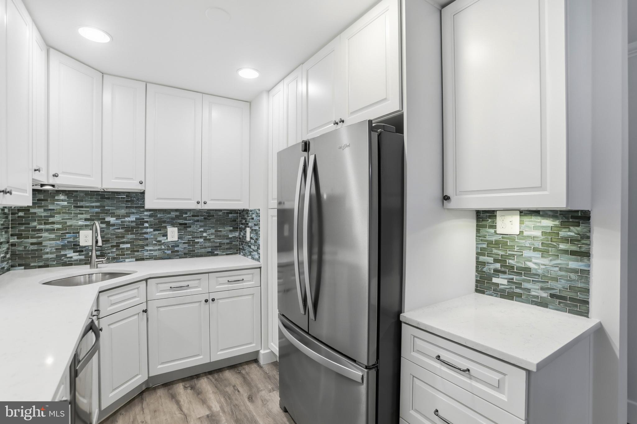 141 N FILLMORE AVENUE N 10