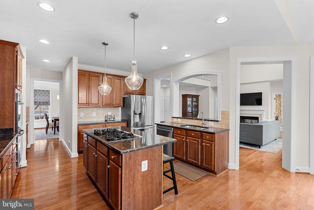 19033 QUIVER RIDGE DRIVE