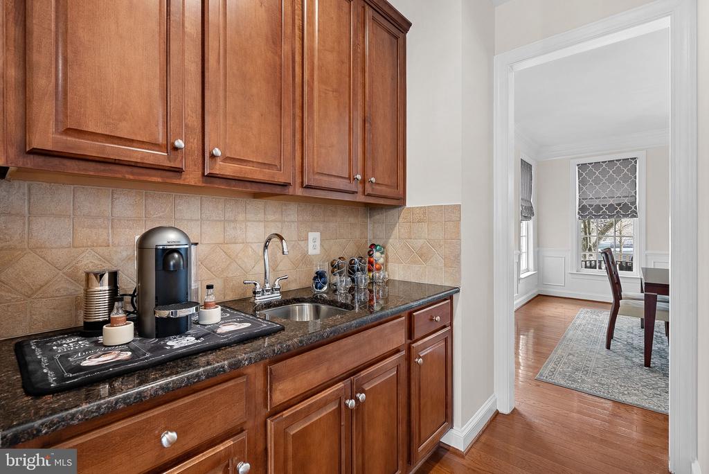 19033 QUIVER RIDGE DRIVE
