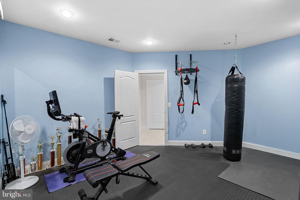 19033 QUIVER RIDGE DRIVE