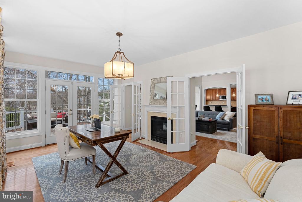 19033 QUIVER RIDGE DRIVE