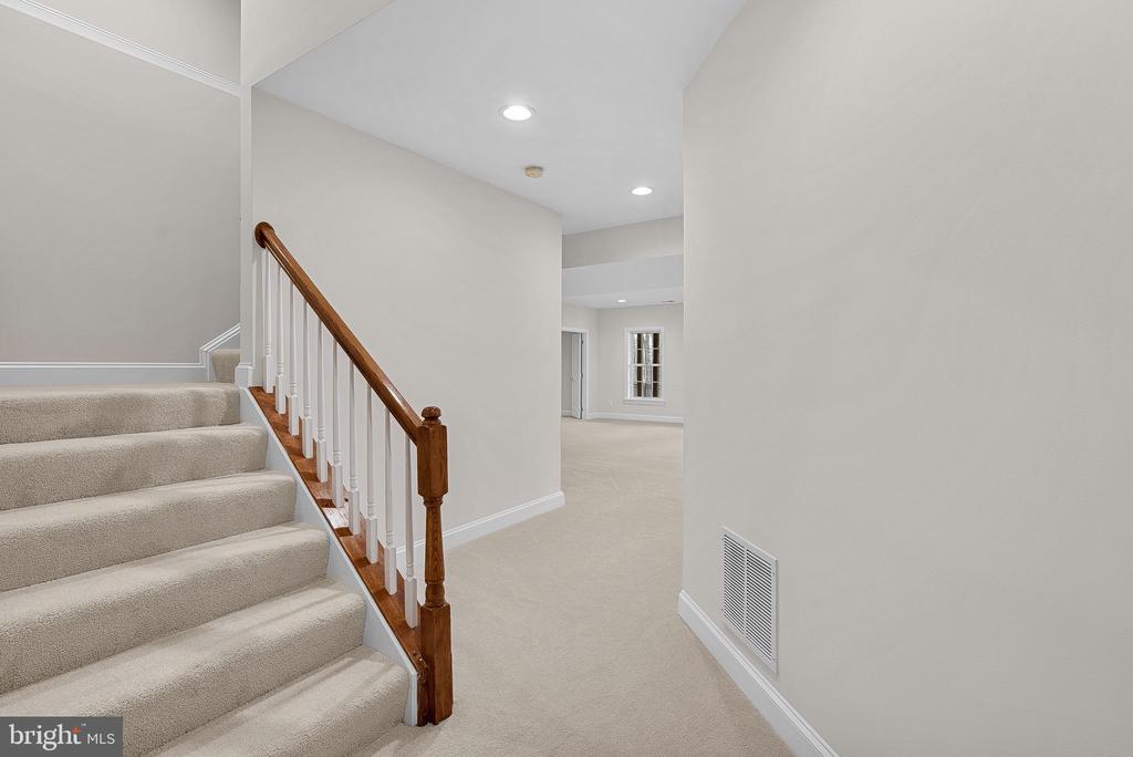 19033 QUIVER RIDGE DRIVE