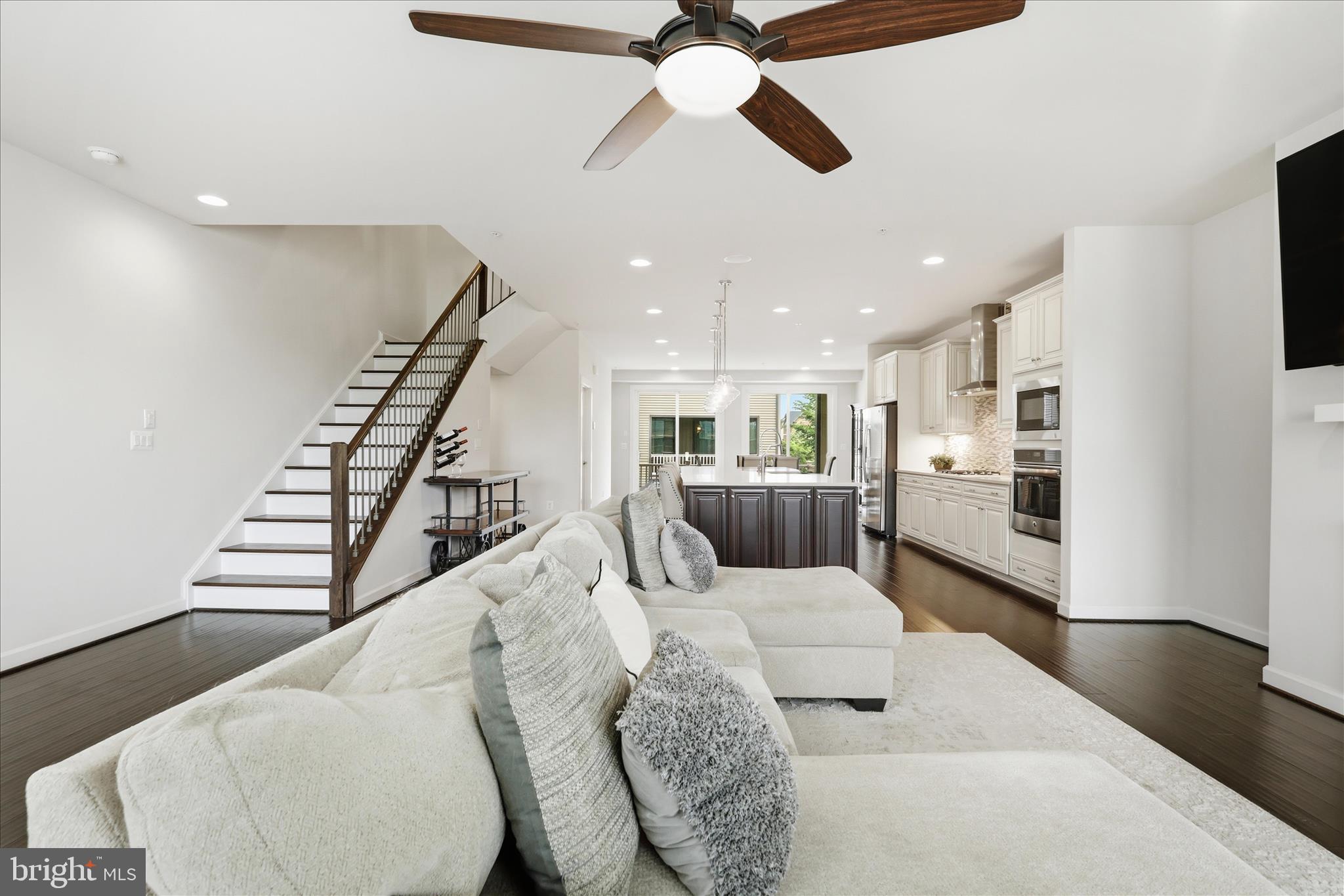 43392 WHITEHEAD TERRACE