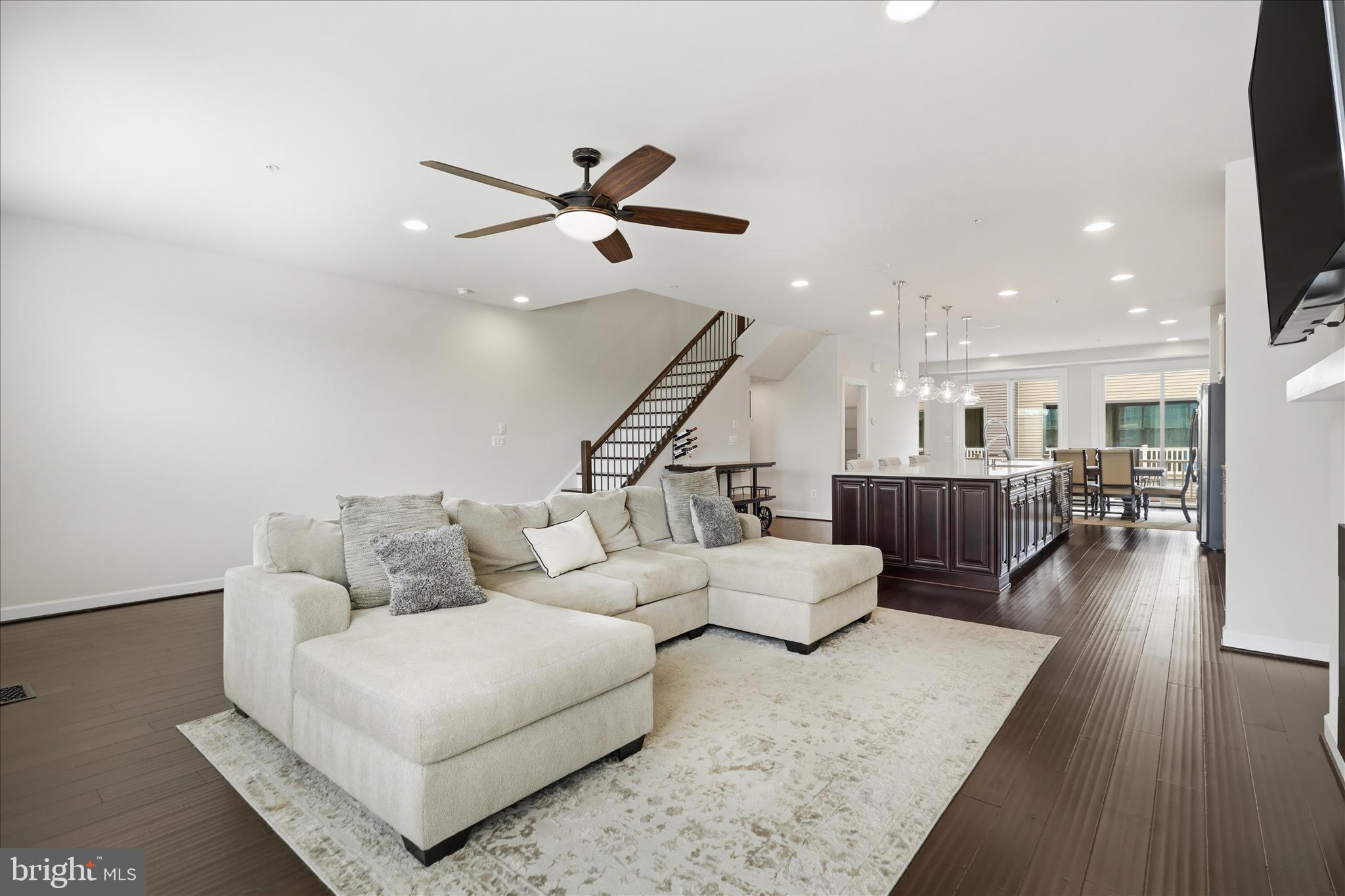 43392 WHITEHEAD TERRACE