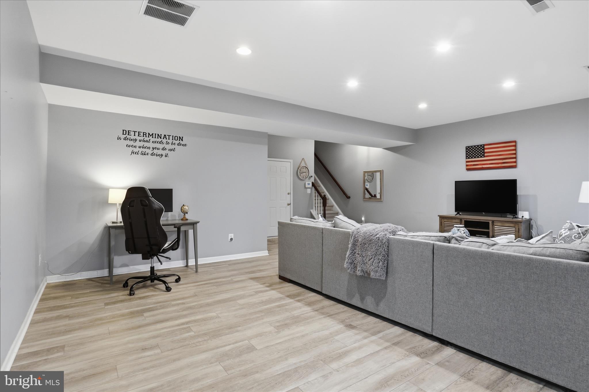 25524 CROSSFIELD DRIVE