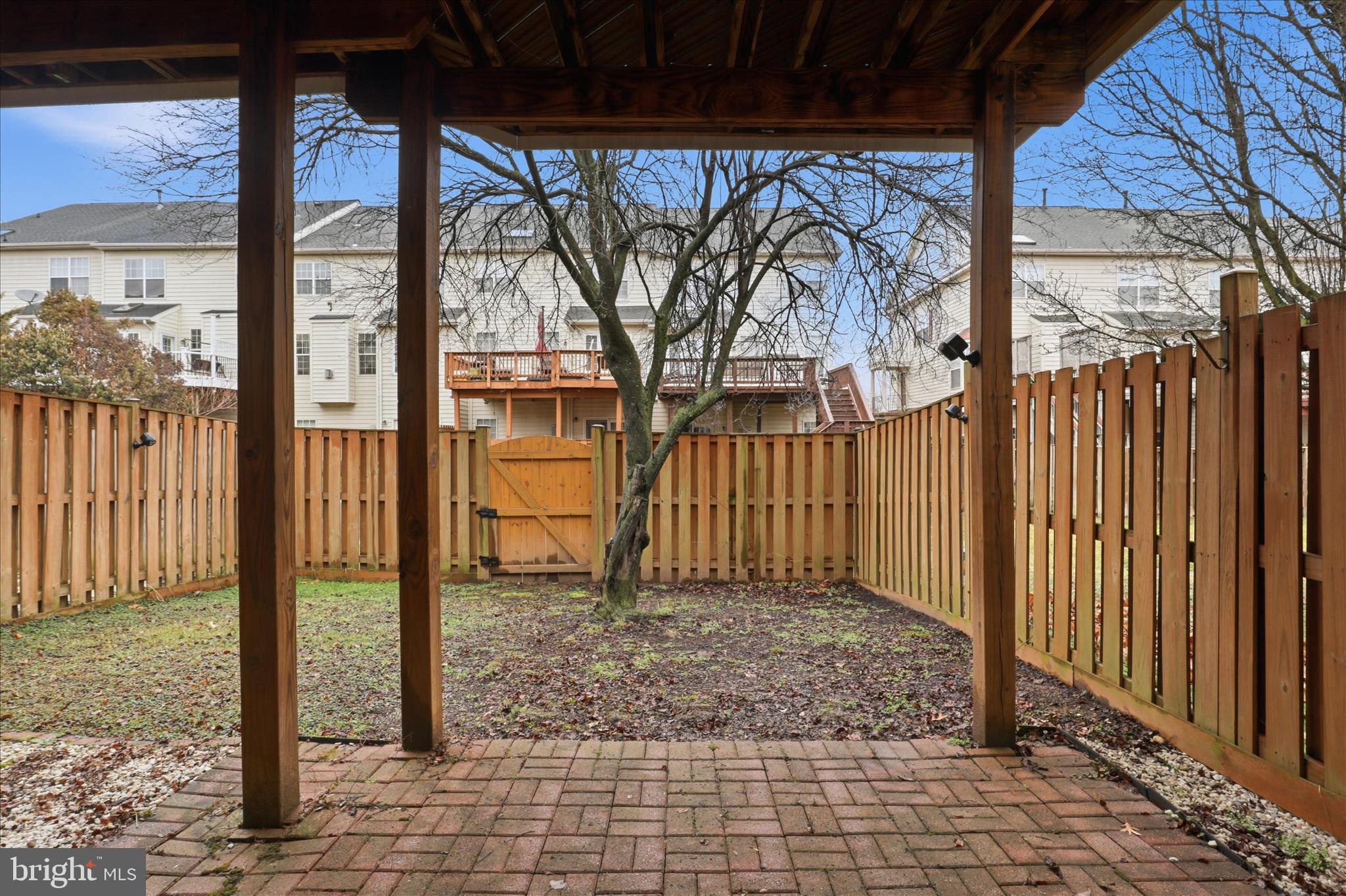 25524 CROSSFIELD DRIVE