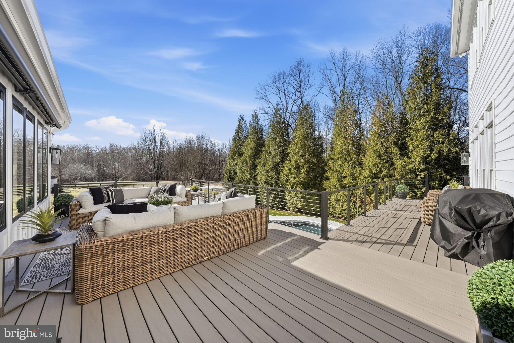 40631 LENAH RUN CIRCLE