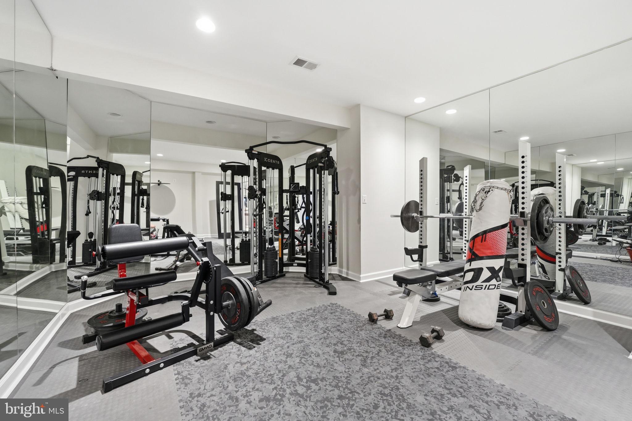 40631 LENAH RUN CIRCLE