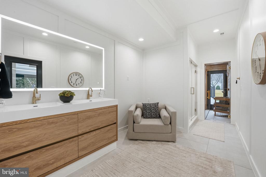 40631 LENAH RUN CIRCLE